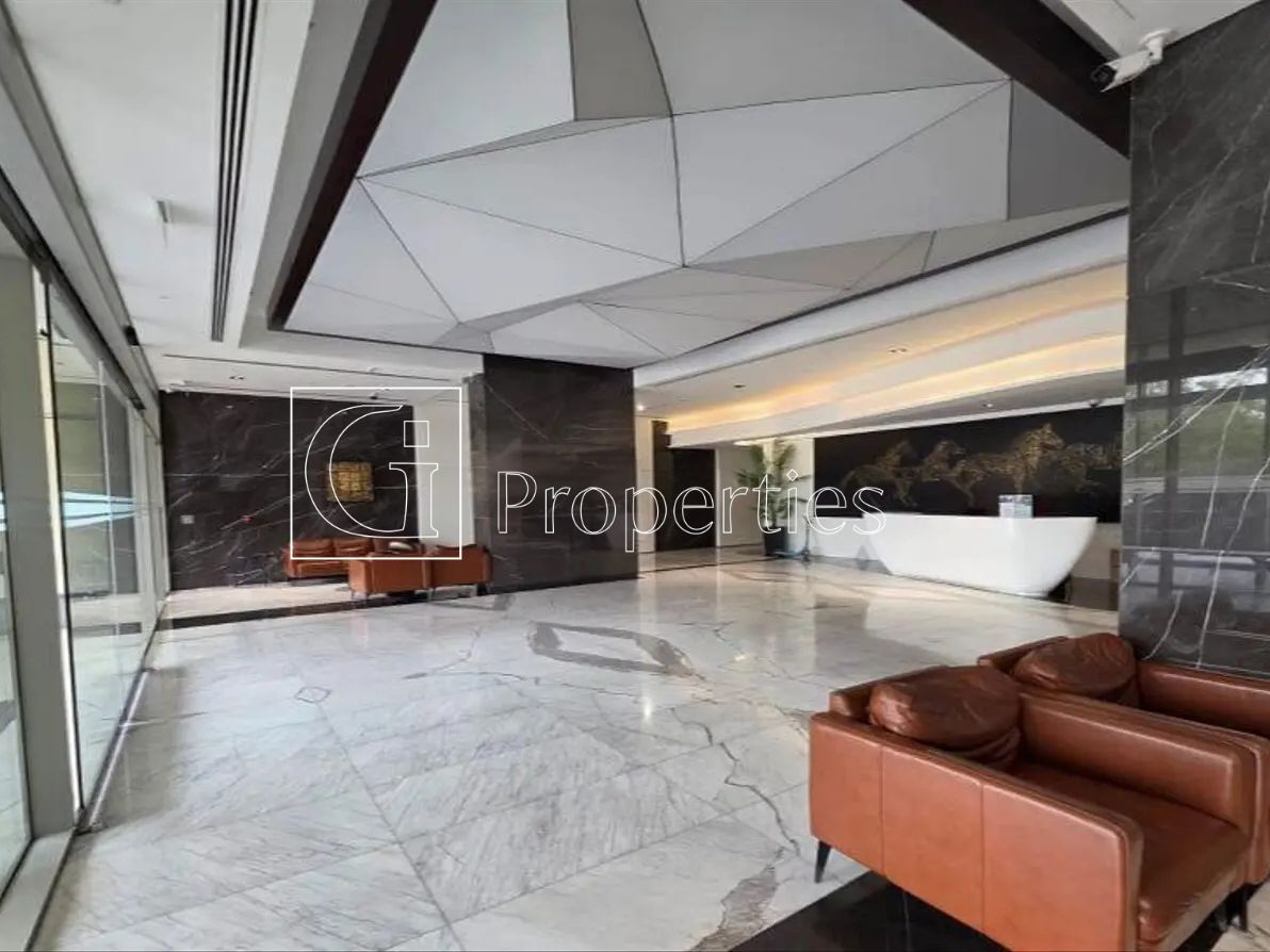 Spacious 2BR | Prime Location | Large Layout - 17