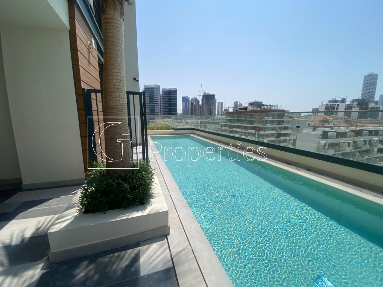Stylish 2BR | Large Layout | Elegant Living - 11