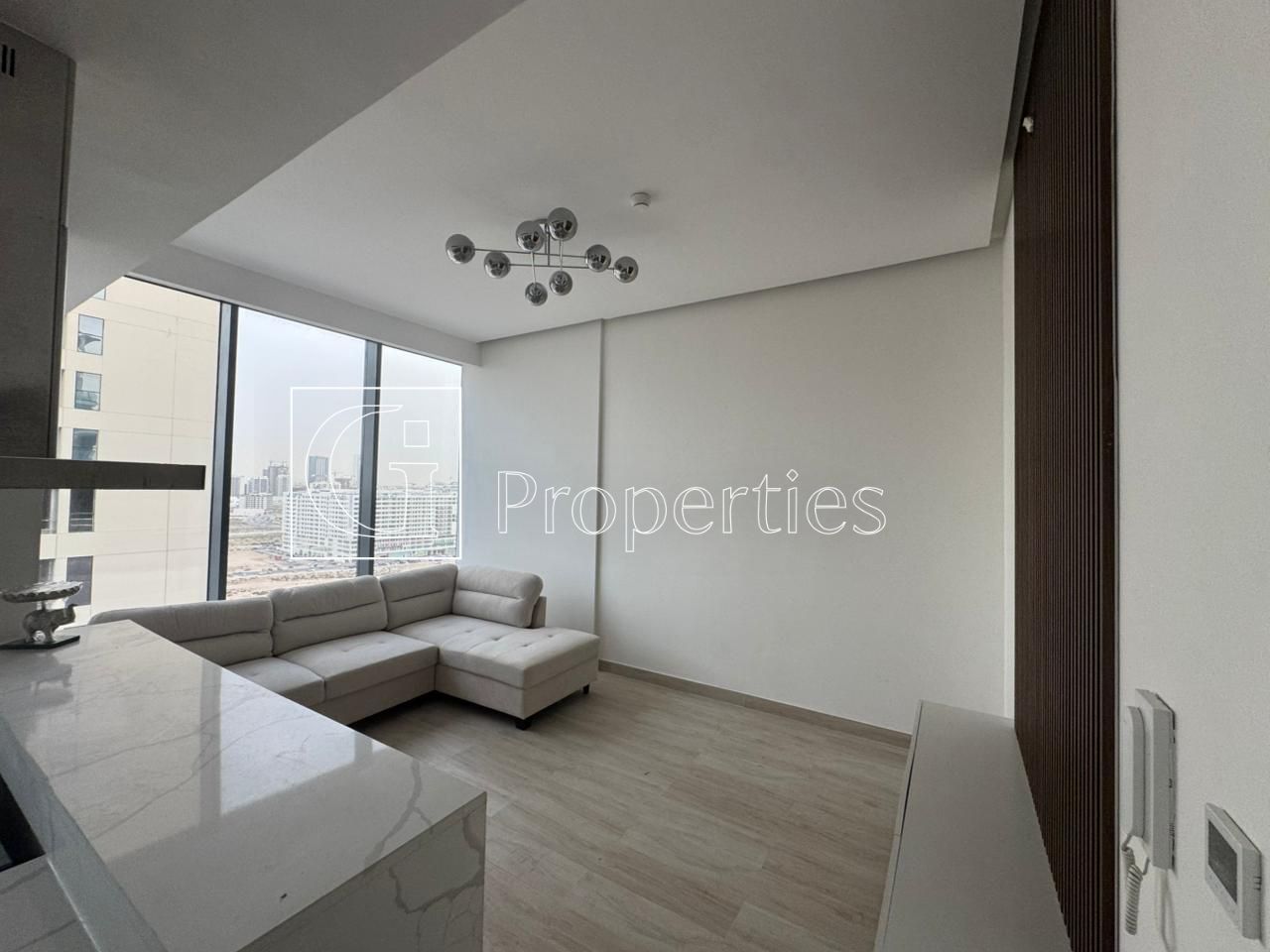 Modern 1BR | Spacious Layout | Prime Location - 2