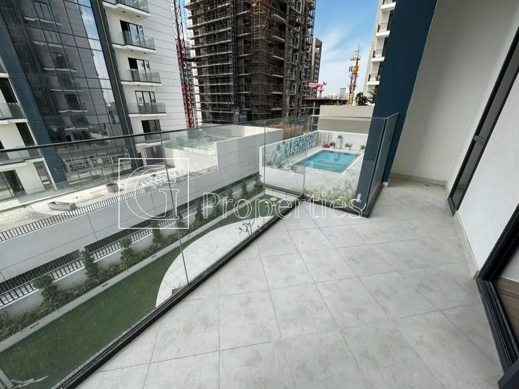 Modern 1BR | Spacious Layout | Prime Location - 15