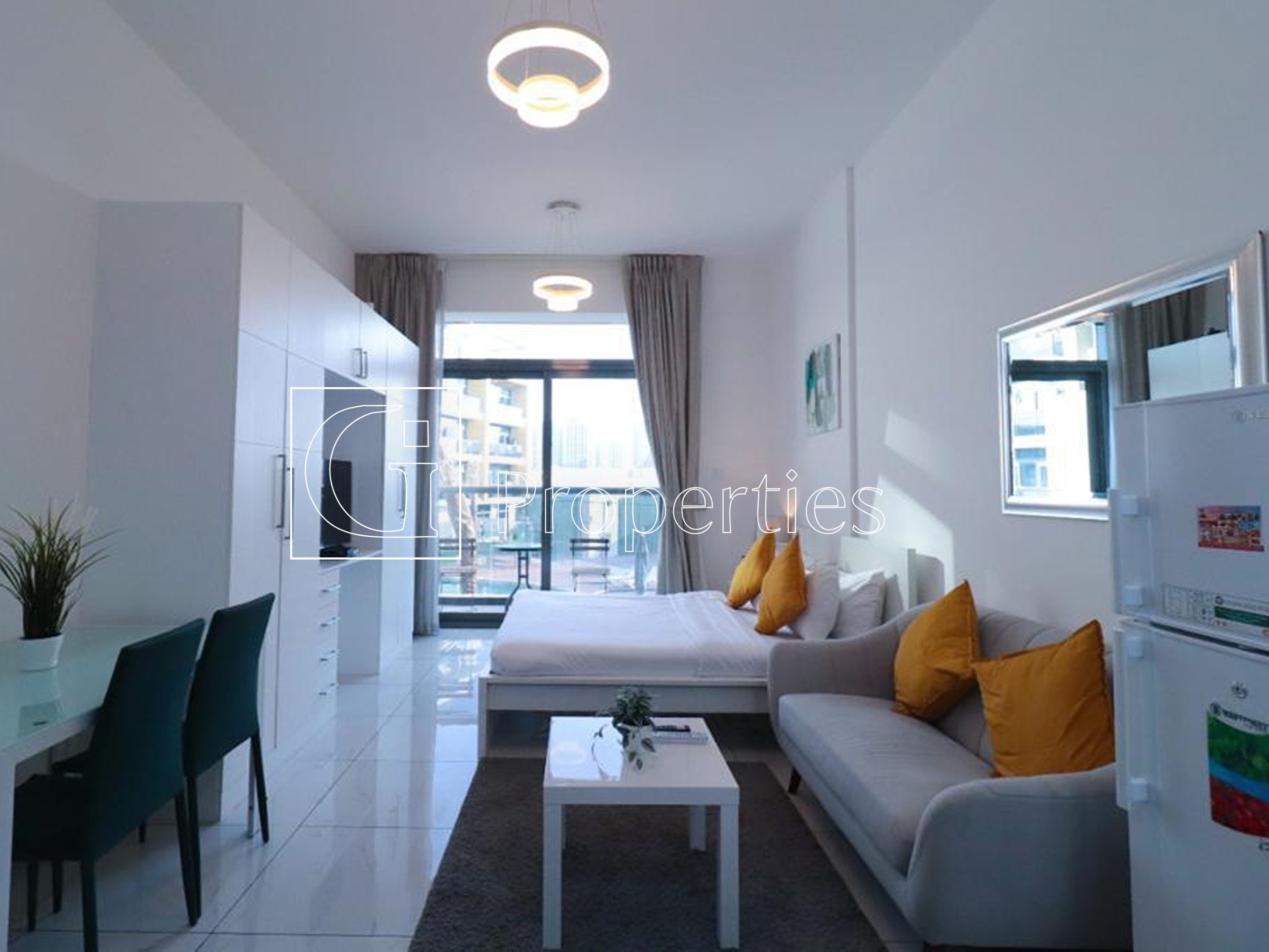 Spacious Studio | Pool View | Prime Location - 1