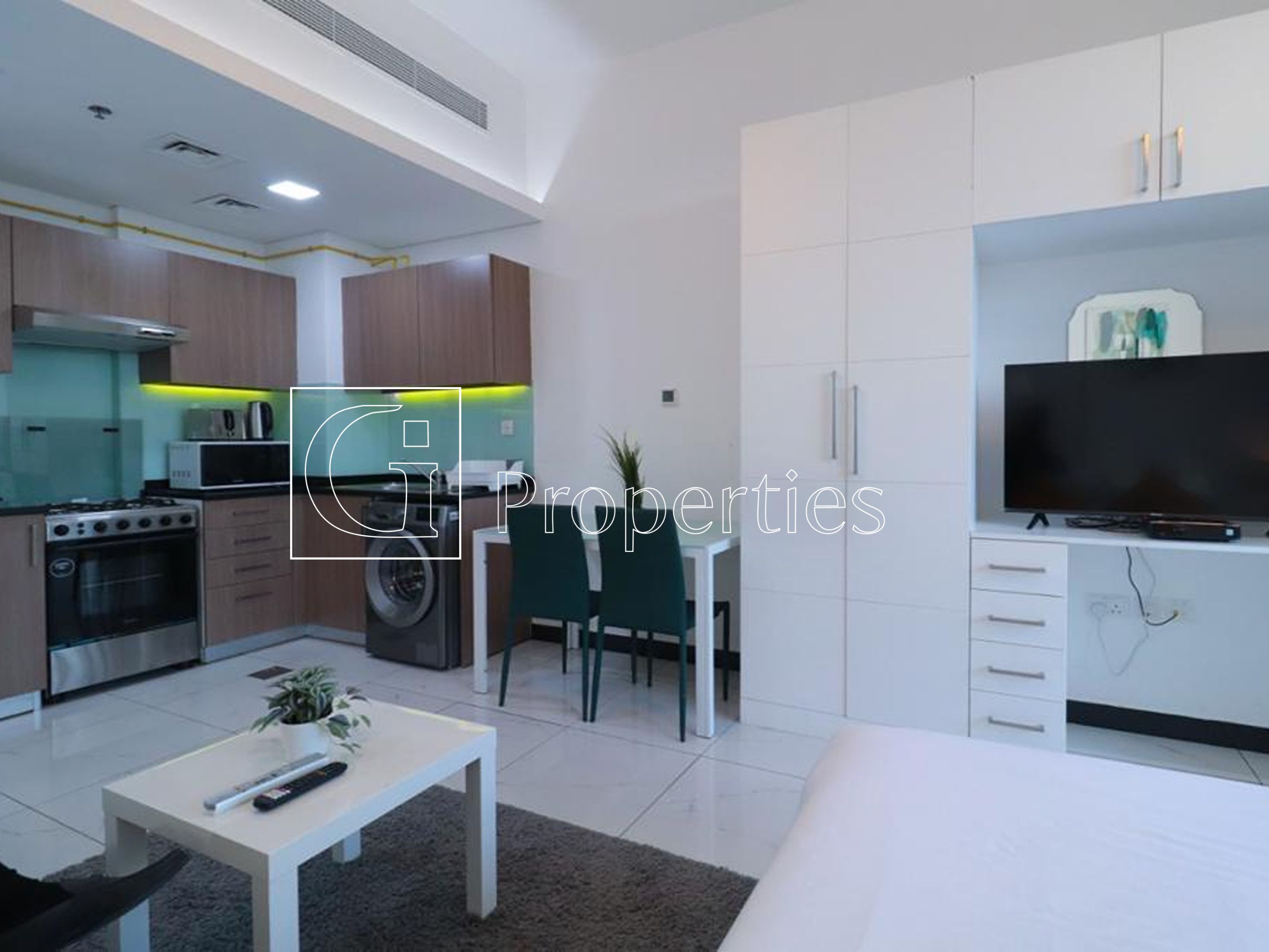 Spacious Studio | Pool View | Prime Location - 4