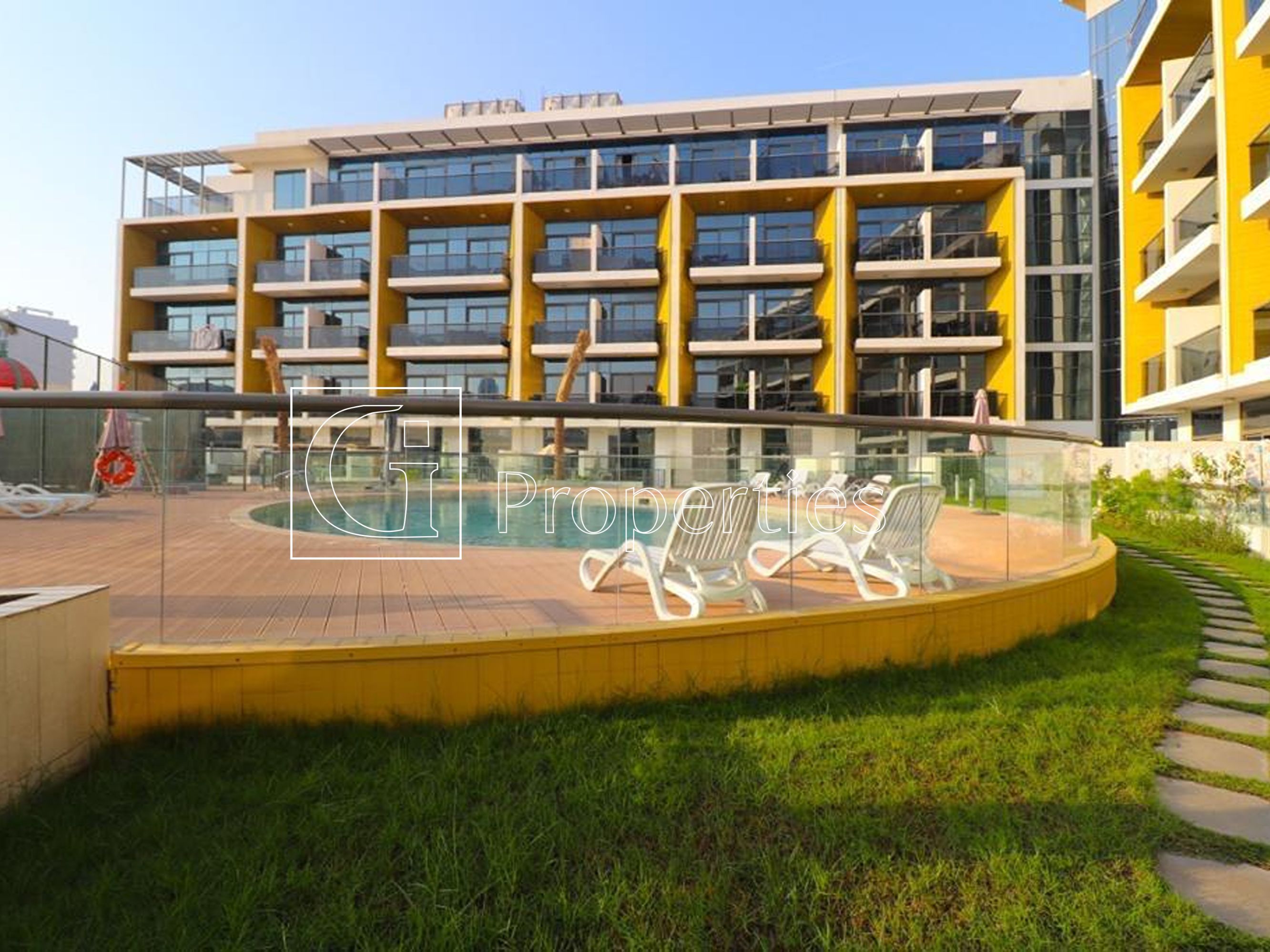 Spacious Studio | Pool View | Prime Location - 6