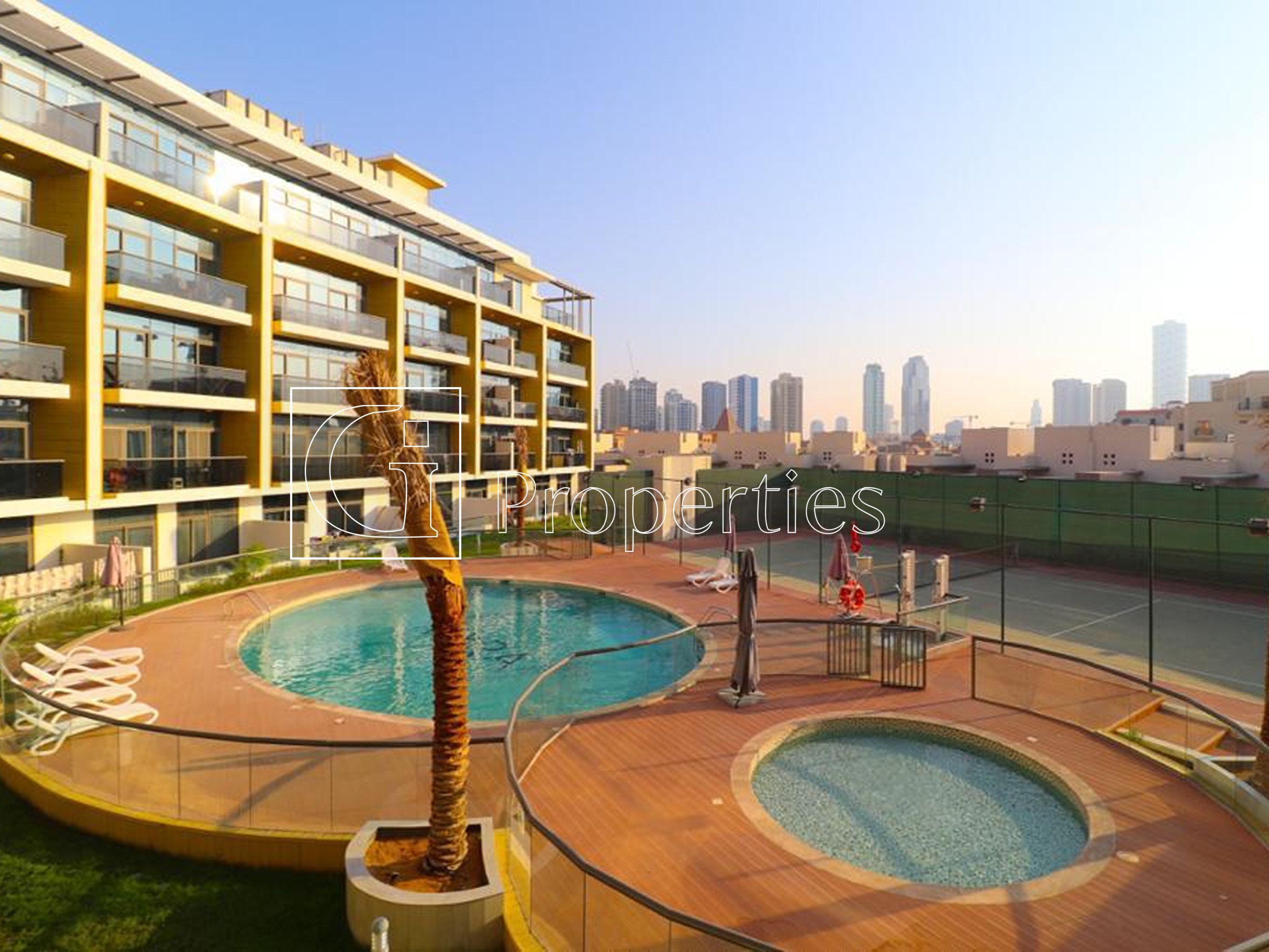 Spacious Studio | Pool View | Prime Location - 7