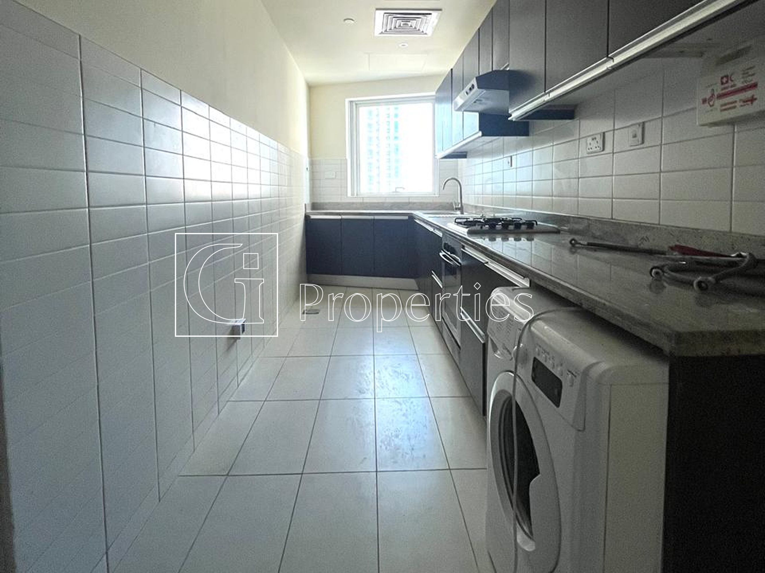 Spacious 2BR | Marina Living | Prime Location - 5