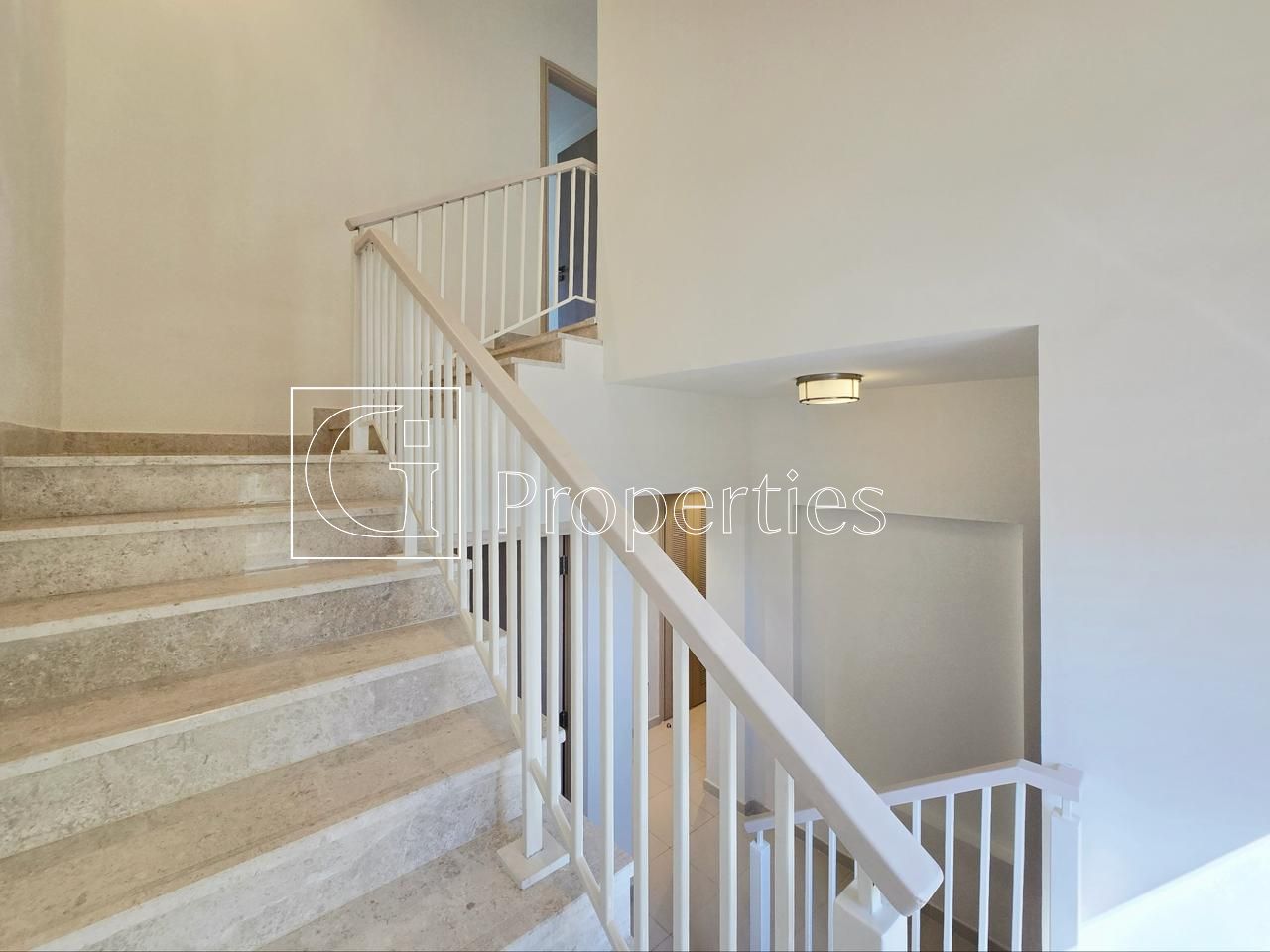 Luxury 4BR  | Standalone Villa | Private Garden - 13