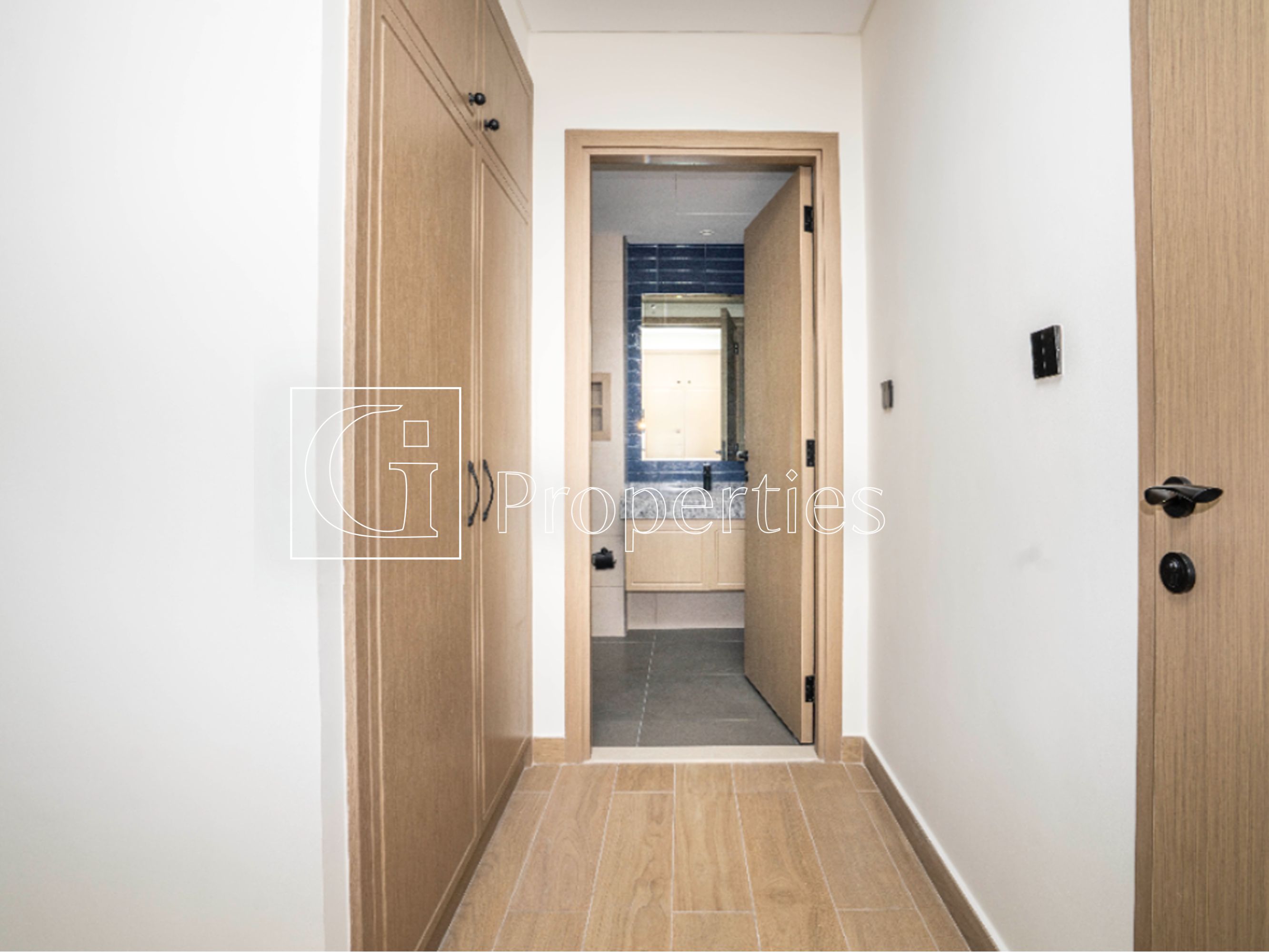 Prime 5BR Townhouse | Damac Lagoons Living - 16