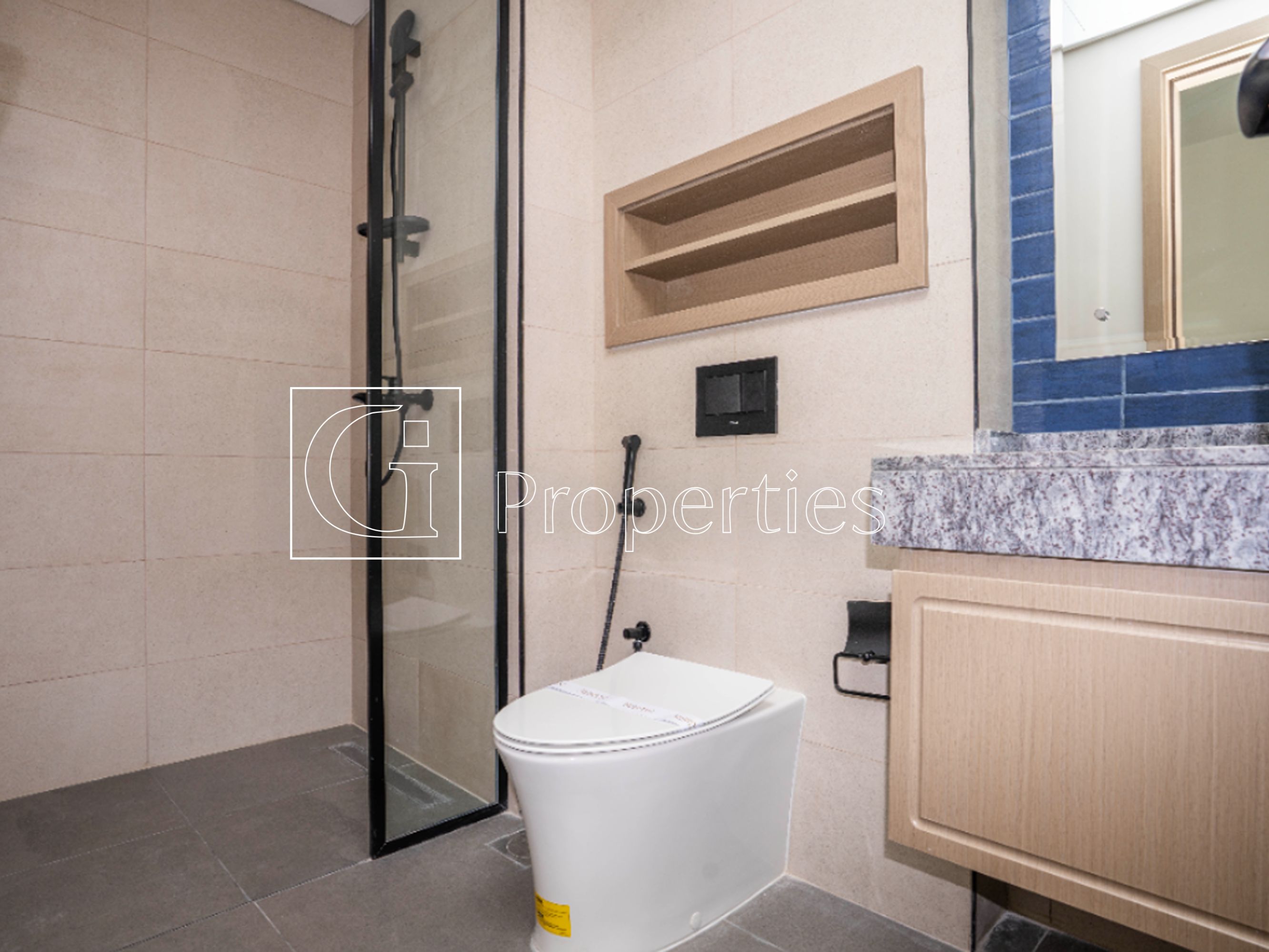 Prime 5BR Townhouse | Damac Lagoons Living - 22