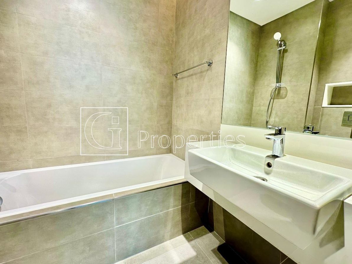 Spacious 1BR | Beautiful View | Great Price - 11