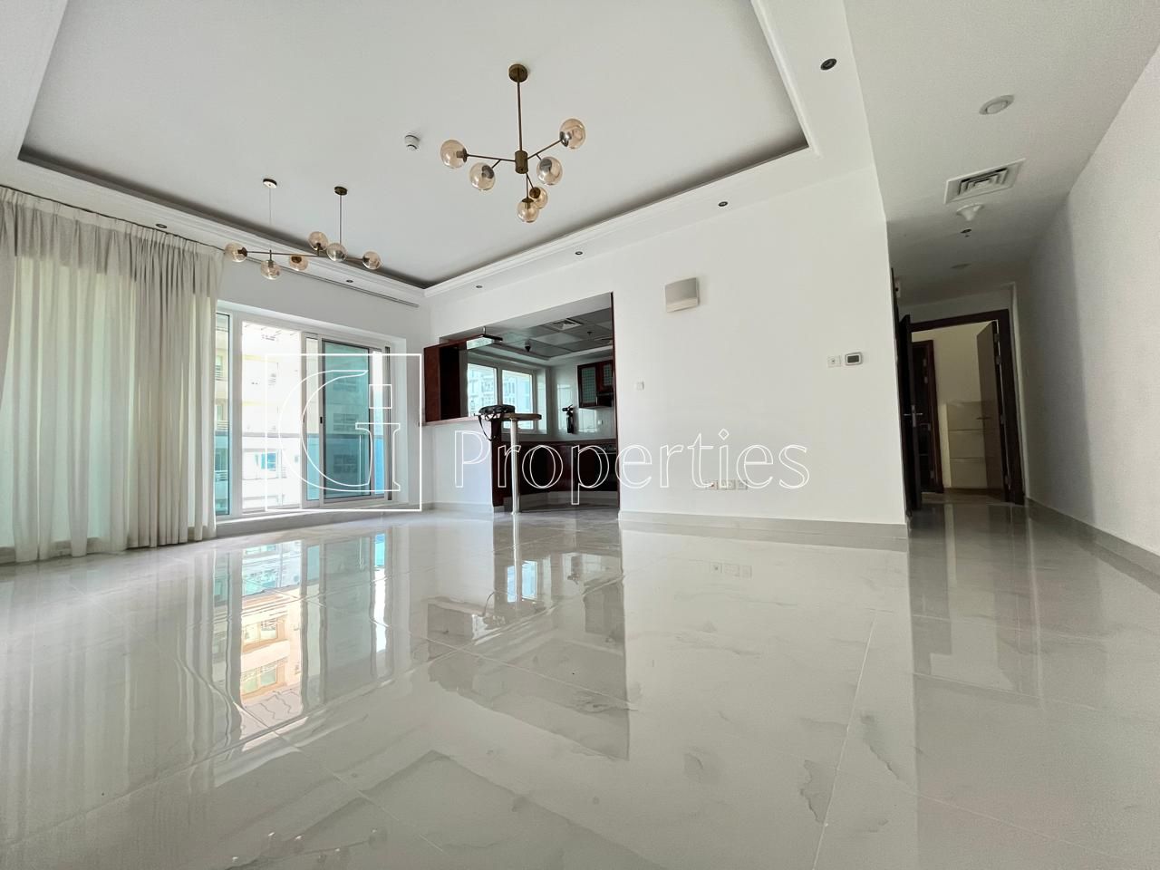 Elegant 1BR | Waterfront Living | Prime Location - 5