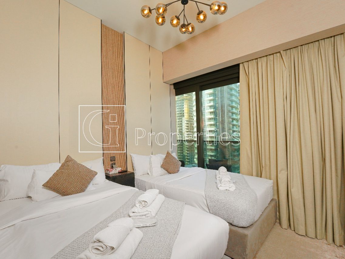 Burj Khalifa View | Fully Upgraded | 3BR+Maid - 8