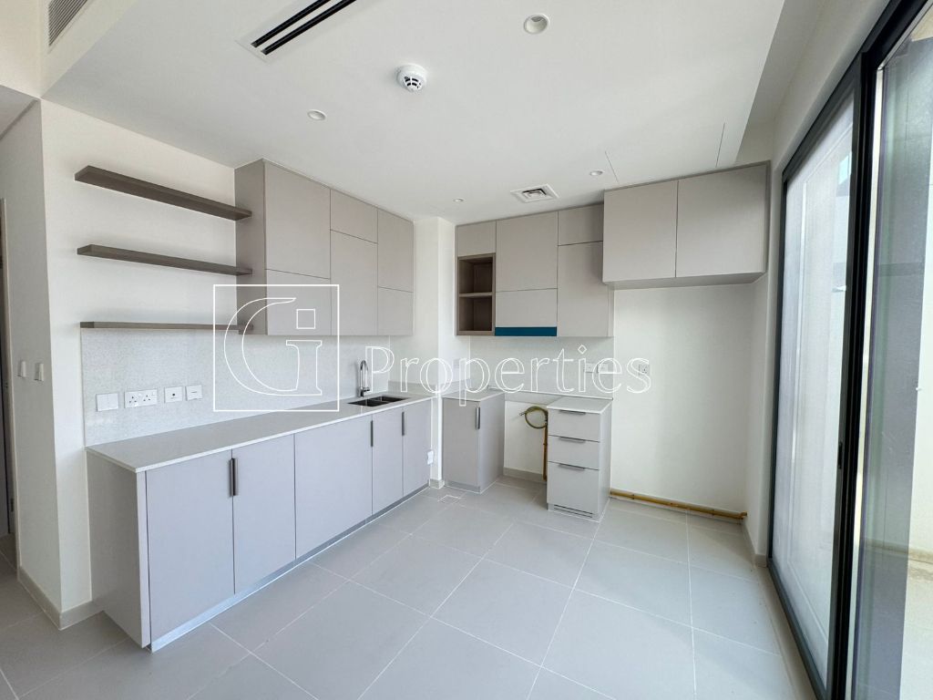 Single Row | Phase 2 | Vacant | Ready to Move - 2