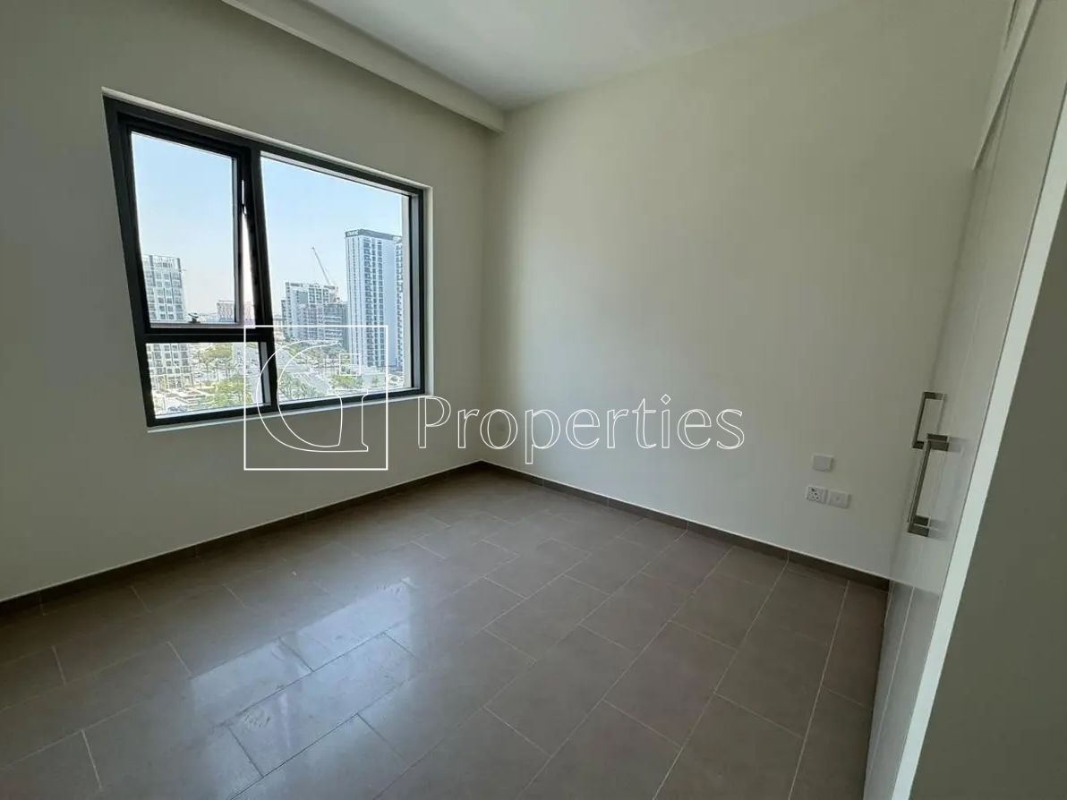Brand New  | Luxury Living | Prime Community - 4