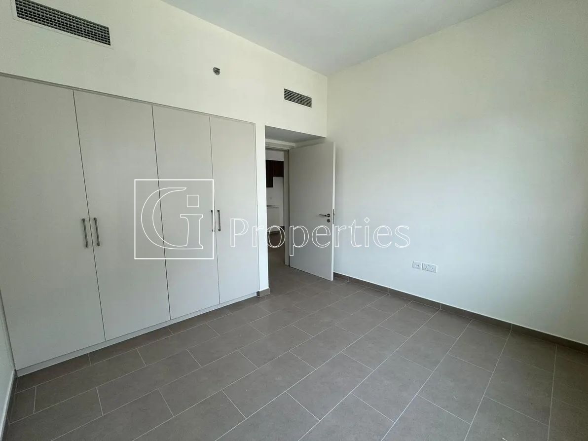 Brand New  | Luxury Living | Prime Community - 5