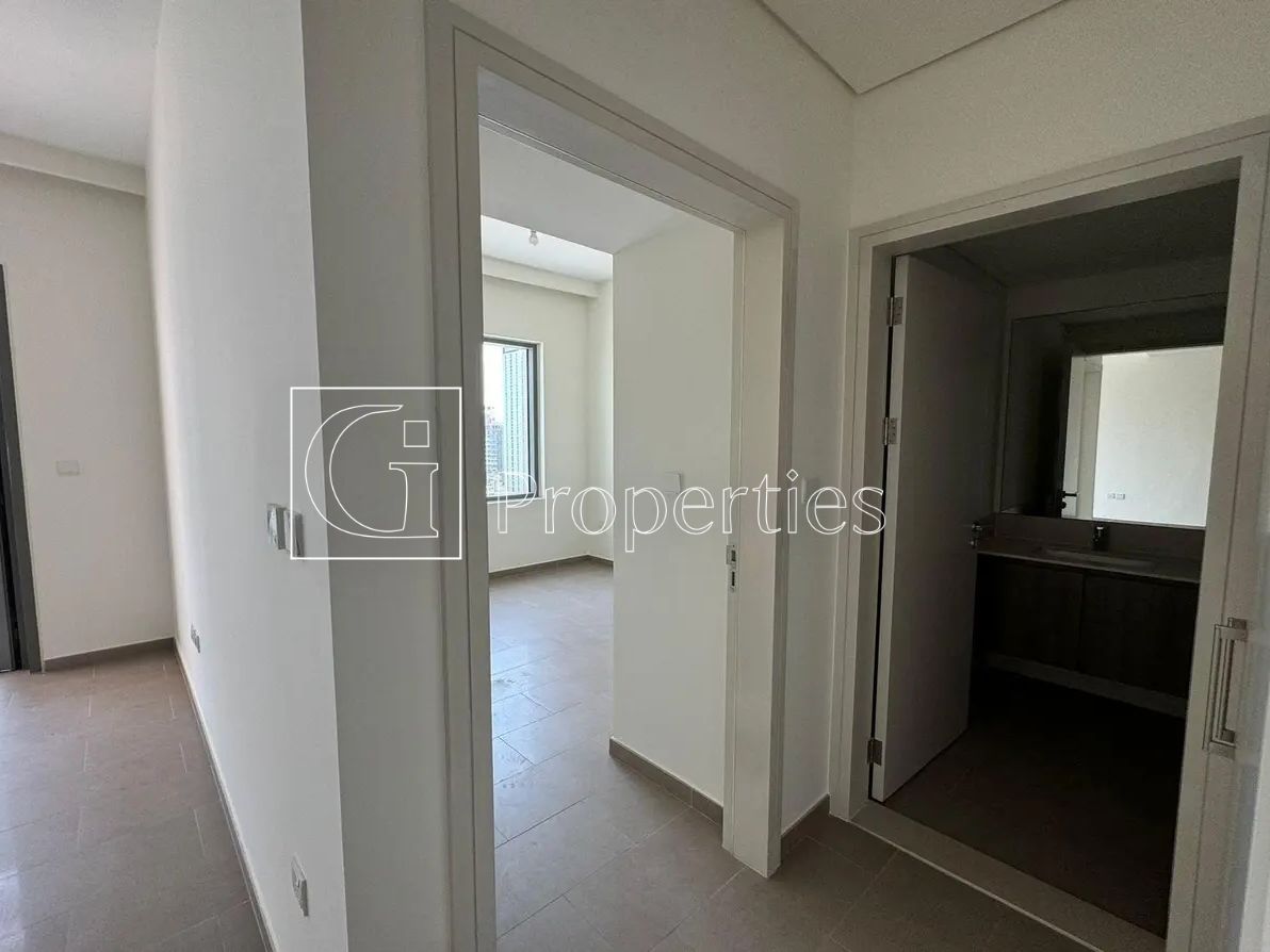 Brand New  | Luxury Living | Prime Community - 8
