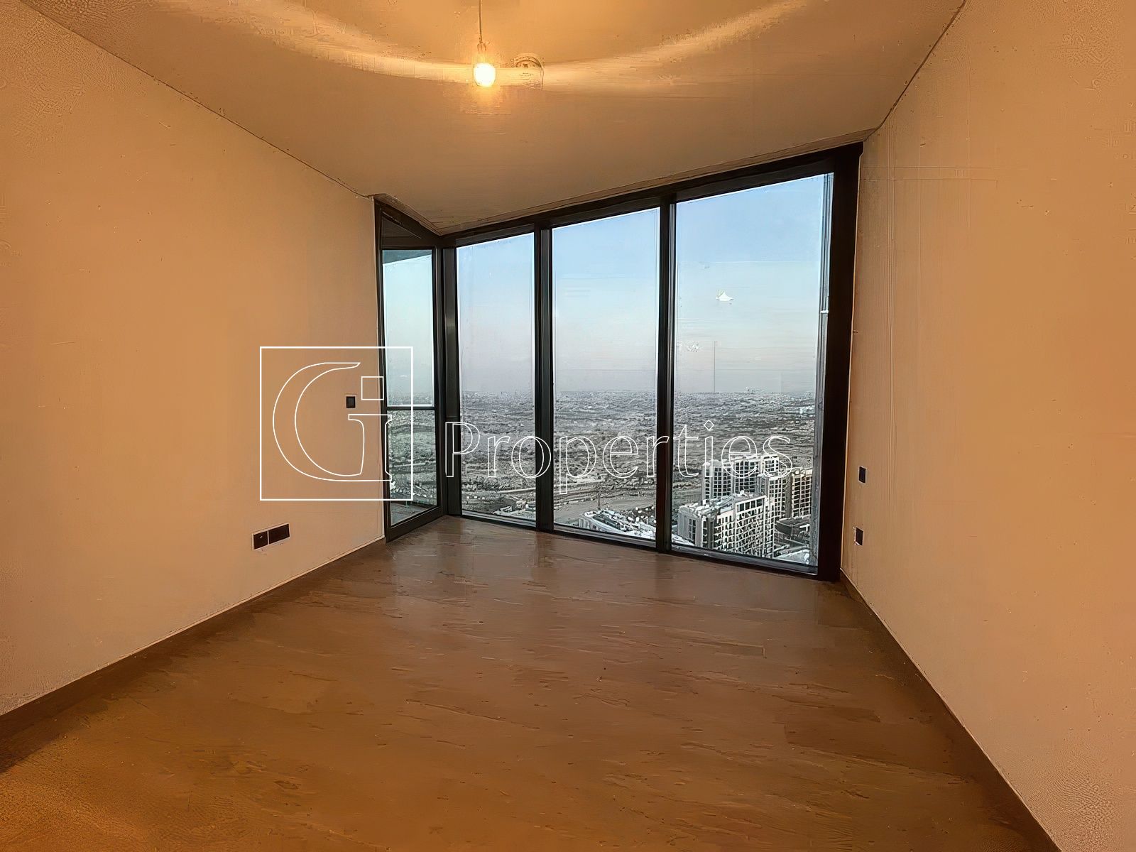 Vacant | Ready to Move | On High Floor - 7