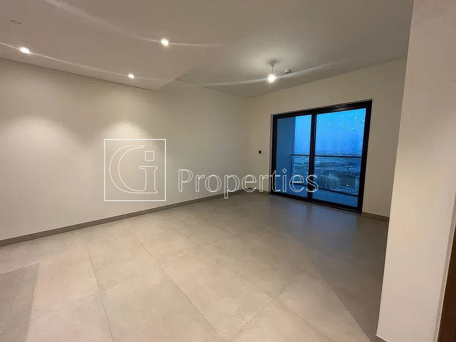 Vacant | Ready to Move | On High Floor - 9