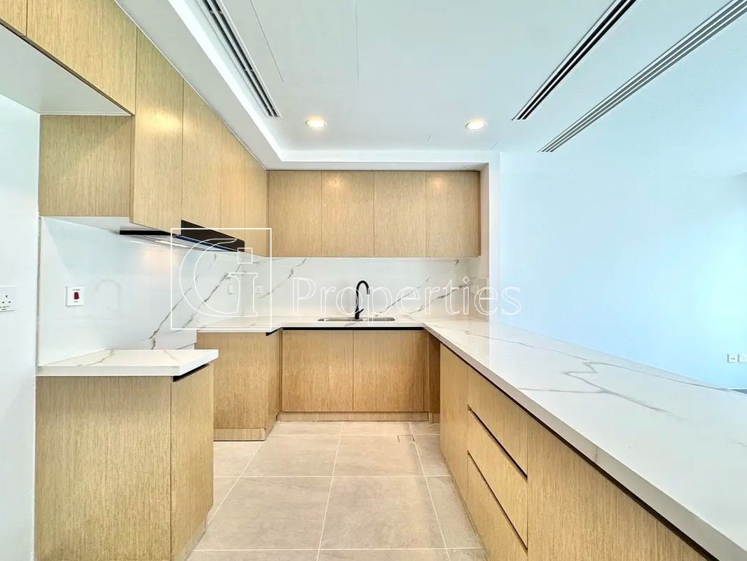 Prime Location | Elegant Living | Ready to Move - 4