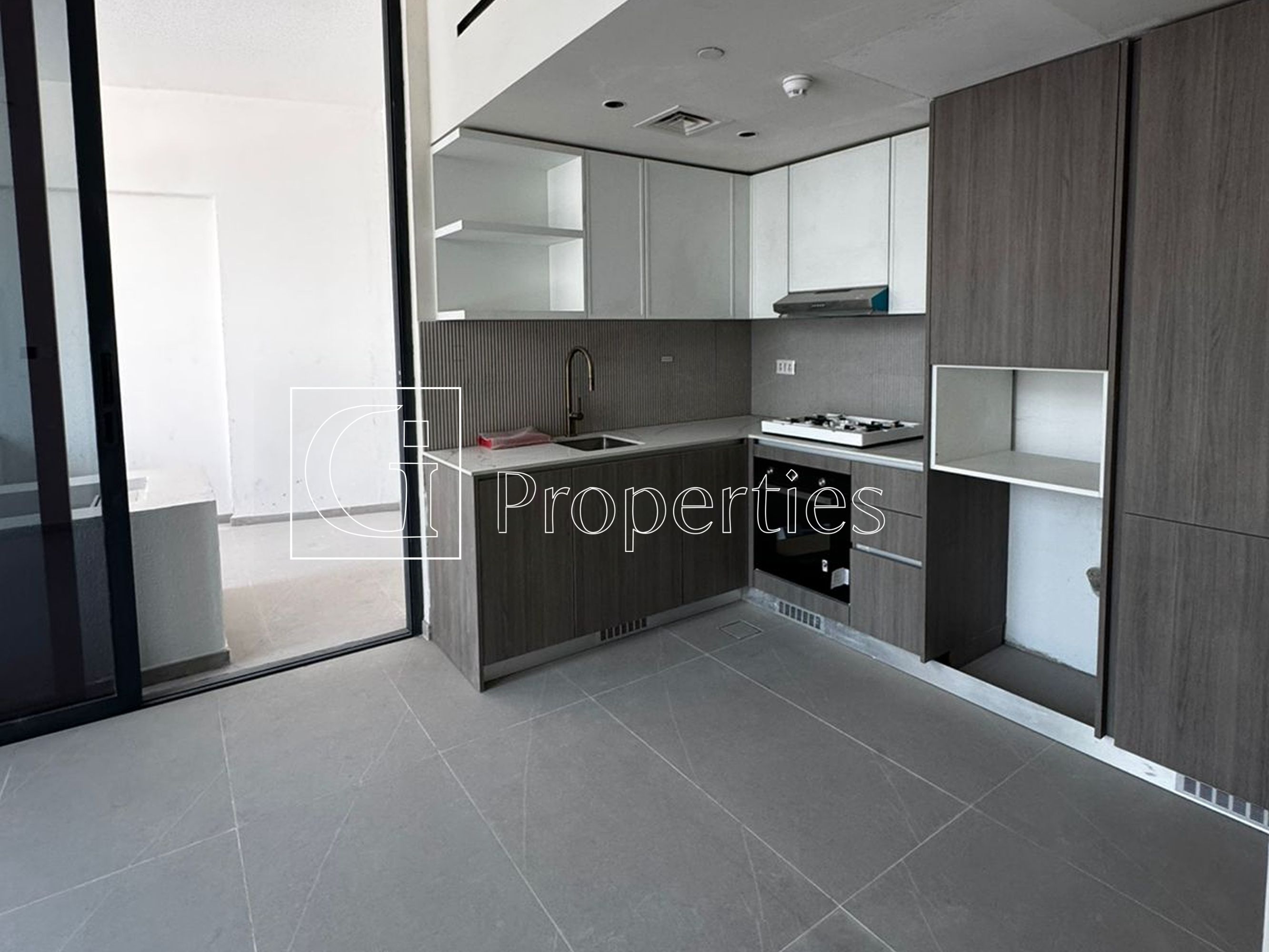 High Floor | Corner unit | Big plot size - 8