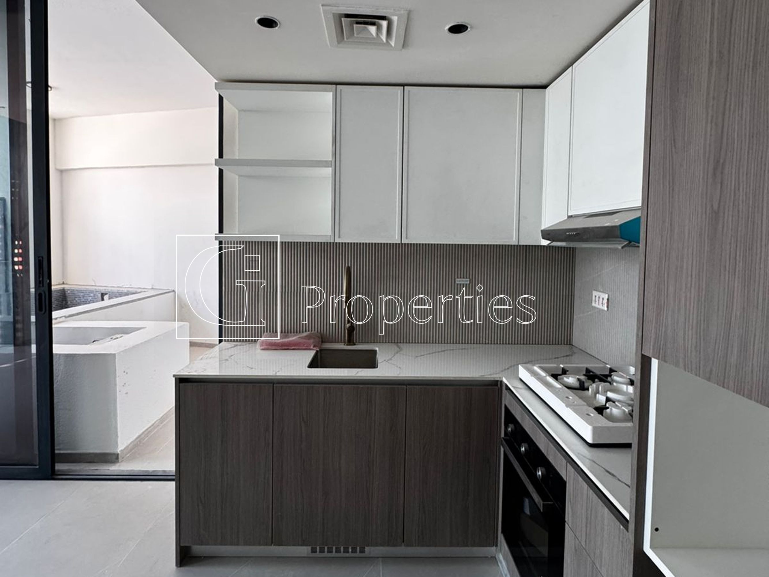 High Floor | Corner unit | Big plot size - 10