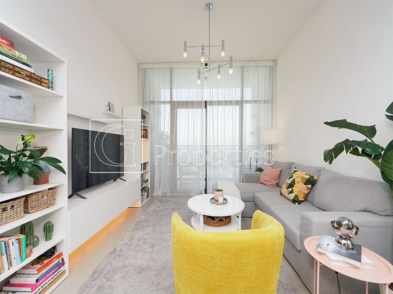 Pool View | Modern 1BR | Close To Mall & Park - 2