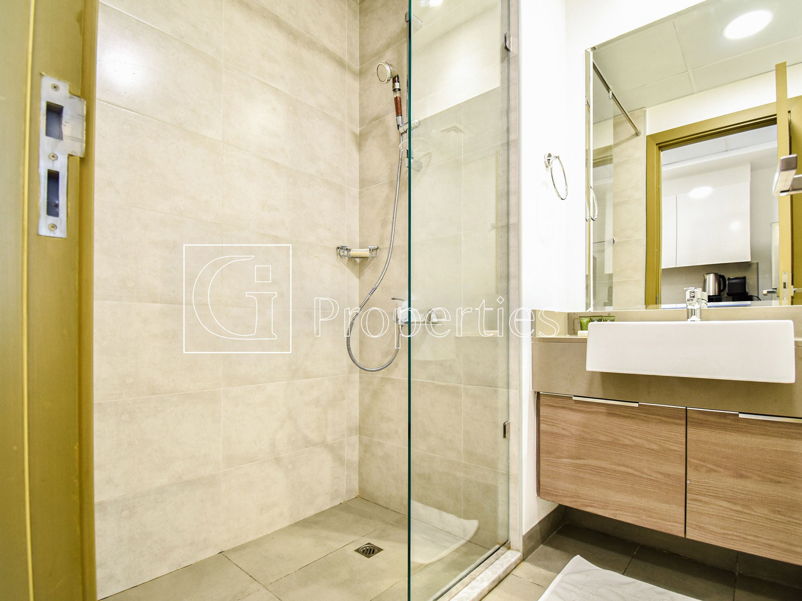 Fully Furnished | Amazing View | Hot Deal - 10