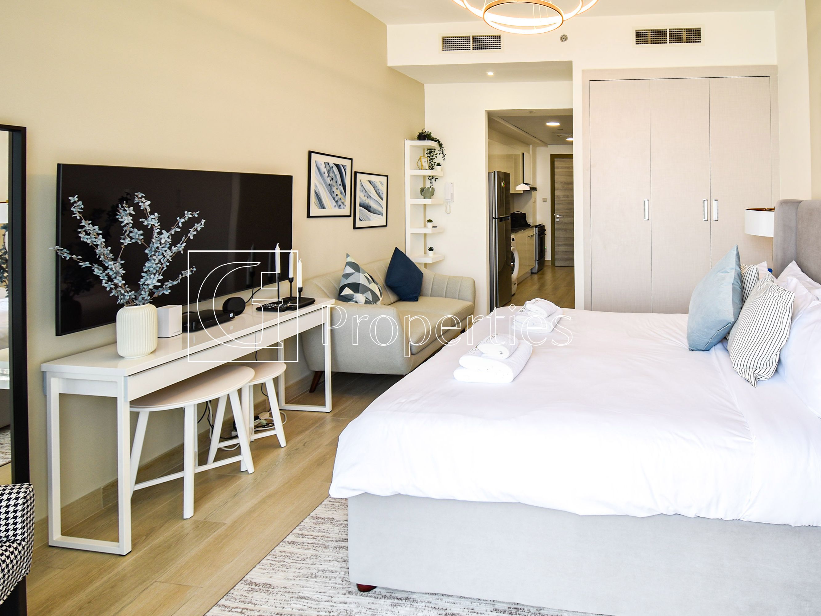 Fully Furnished | Amazing View | Hot Deal - 4
