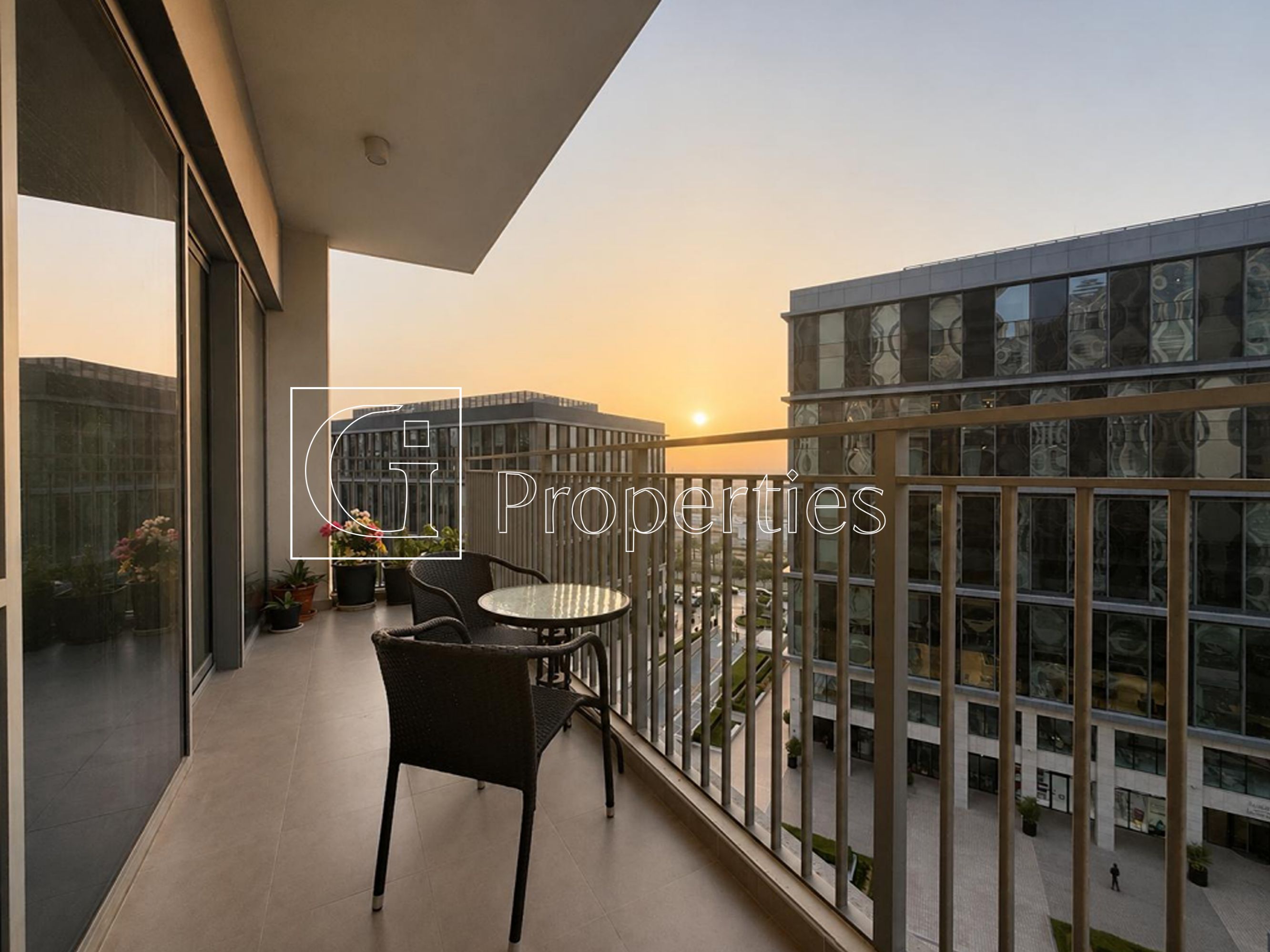 Fully Furnished | Corner Unit | Amazing view - 14