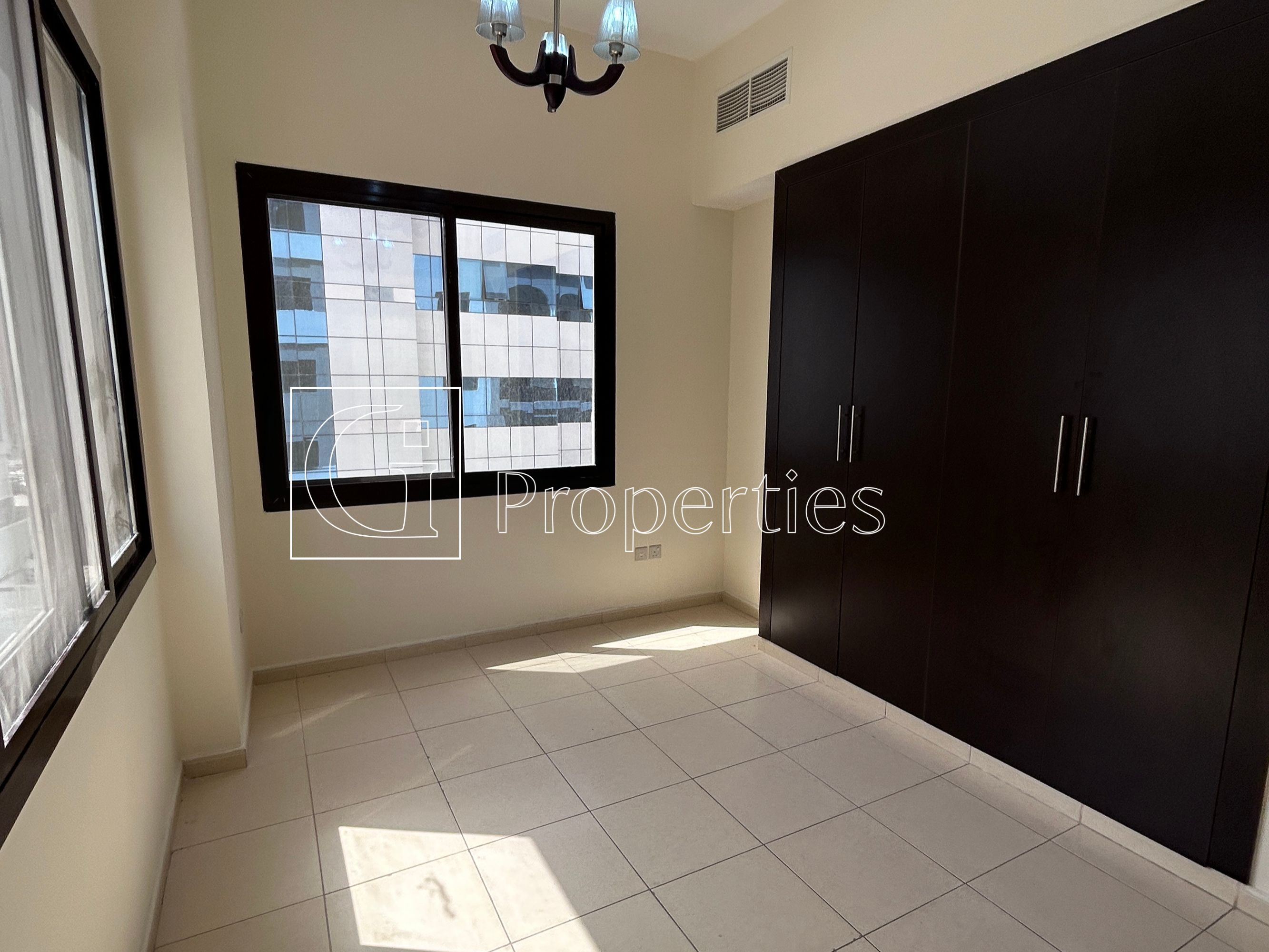 Modern 3BR | Spacious Layout | Family-Friendly - 6