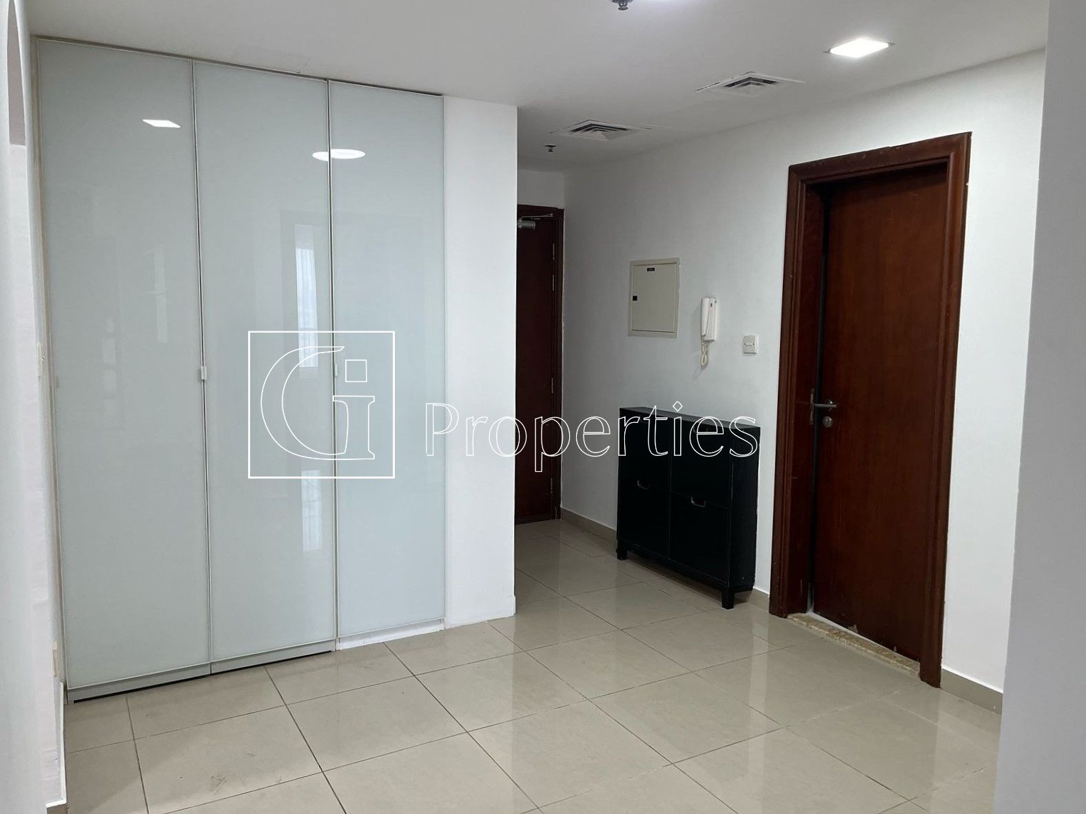 Fully Furnished | Vacant Now | Ready to Move In - 11