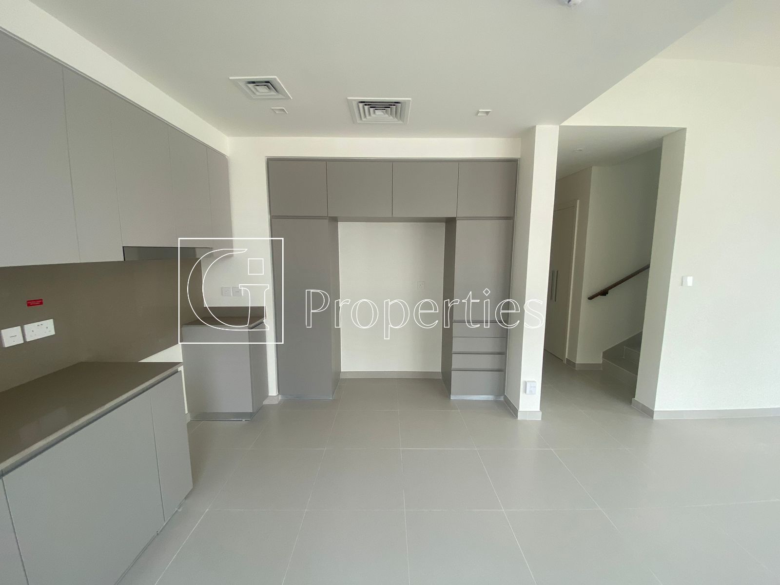 Luxury 4BR Villa | Family Living | Spacious - 4