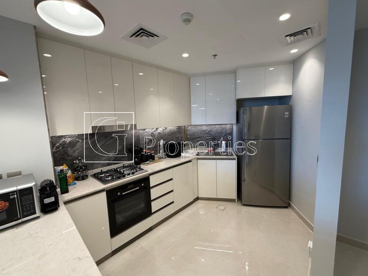 Fully Furnished | Spacious 2BR | Near Downtown - 5