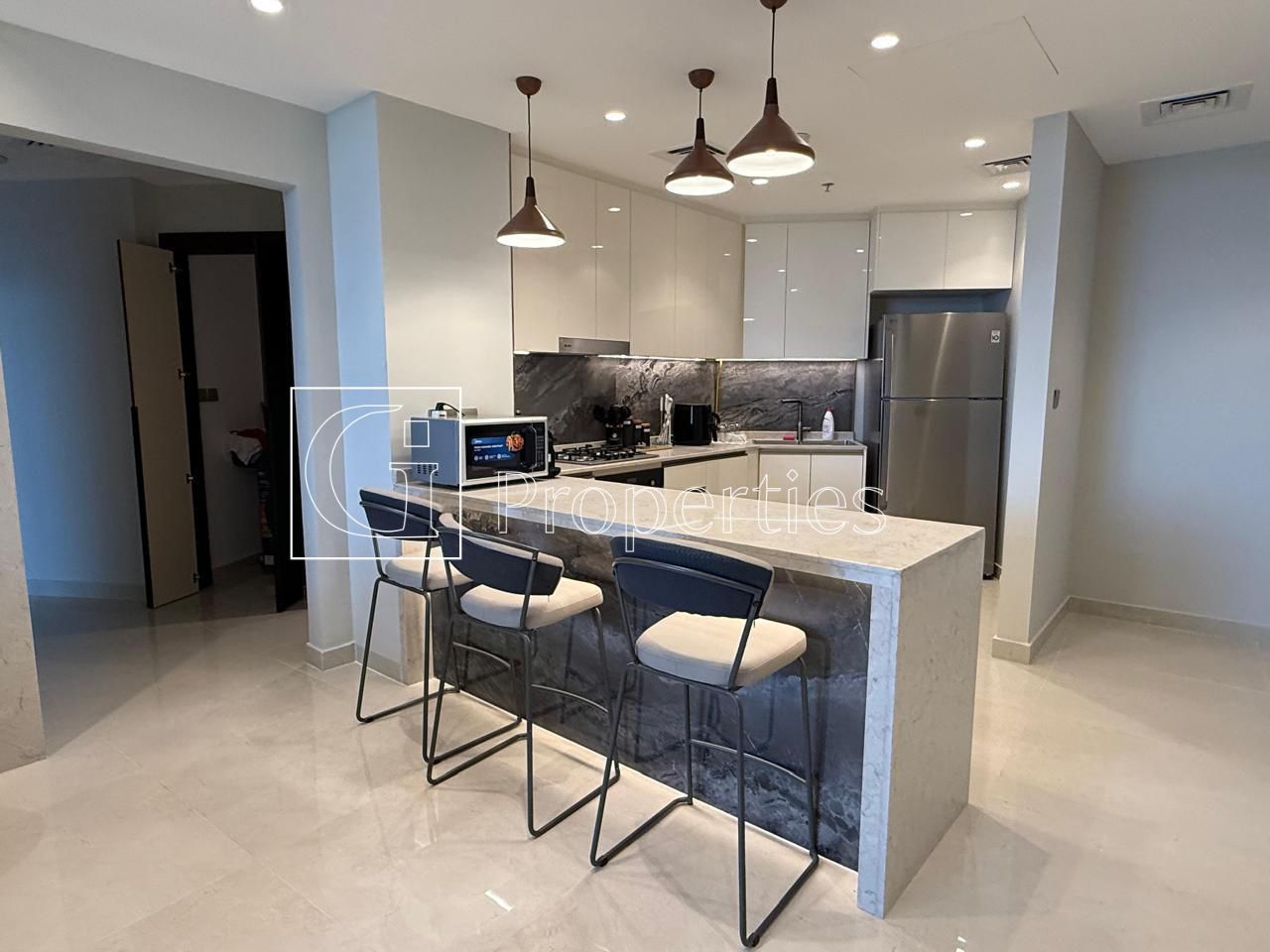 Fully Furnished | Spacious 2BR | Near Downtown - 8