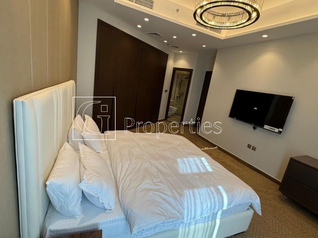 Fully Furnished | Spacious 2BR | Near Downtown - 12