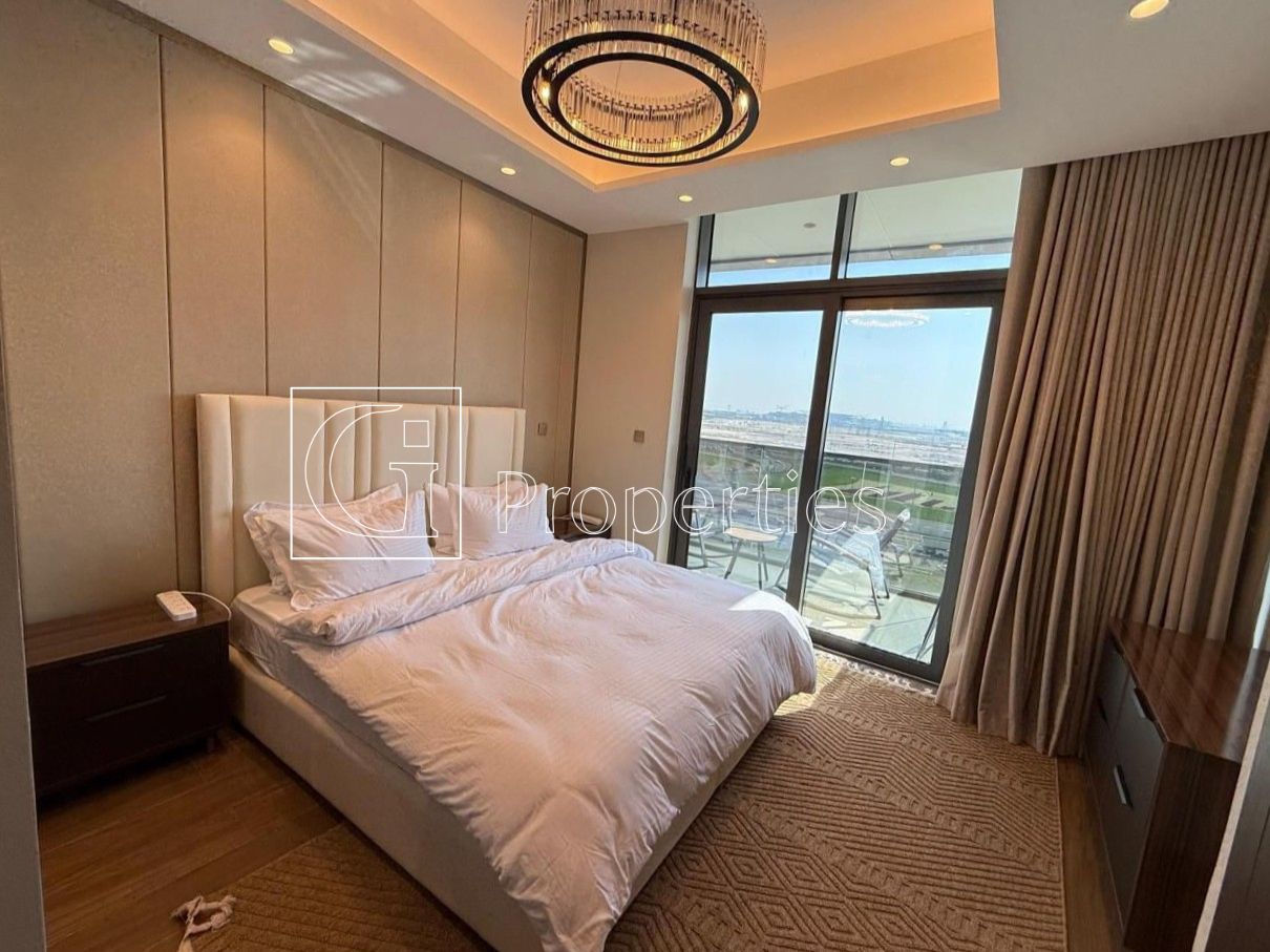 Fully Furnished | Spacious 2BR | Near Downtown - 17