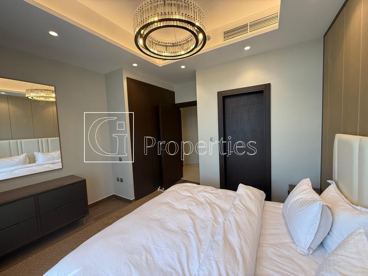 Fully Furnished | Spacious 2BR | Near Downtown - 18