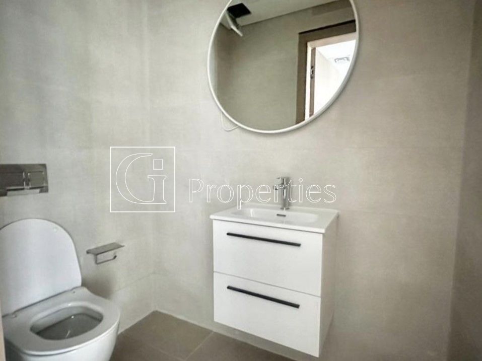 Affordable Luxury 1BR | 12 Cheques | High Floor - 10