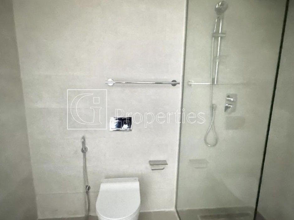 Affordable Luxury 1BR | 12 Cheques | High Floor - 14