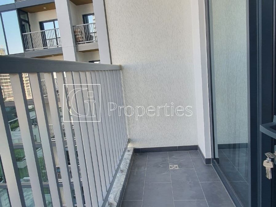 Amazing 1BR | Furnished Unit | Prime Deal - 5