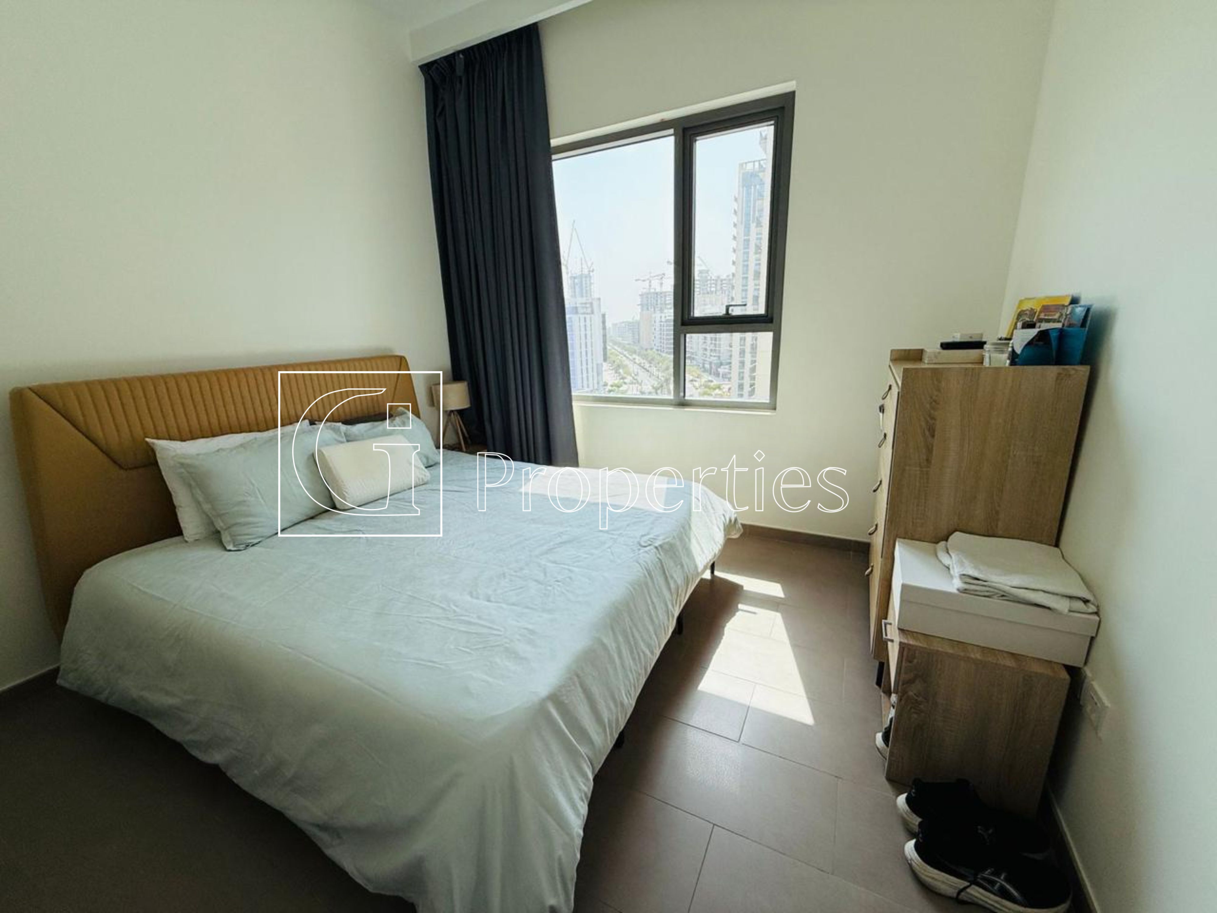 Beautiful Furnished 1BR | Walk to Park | Prime - 9