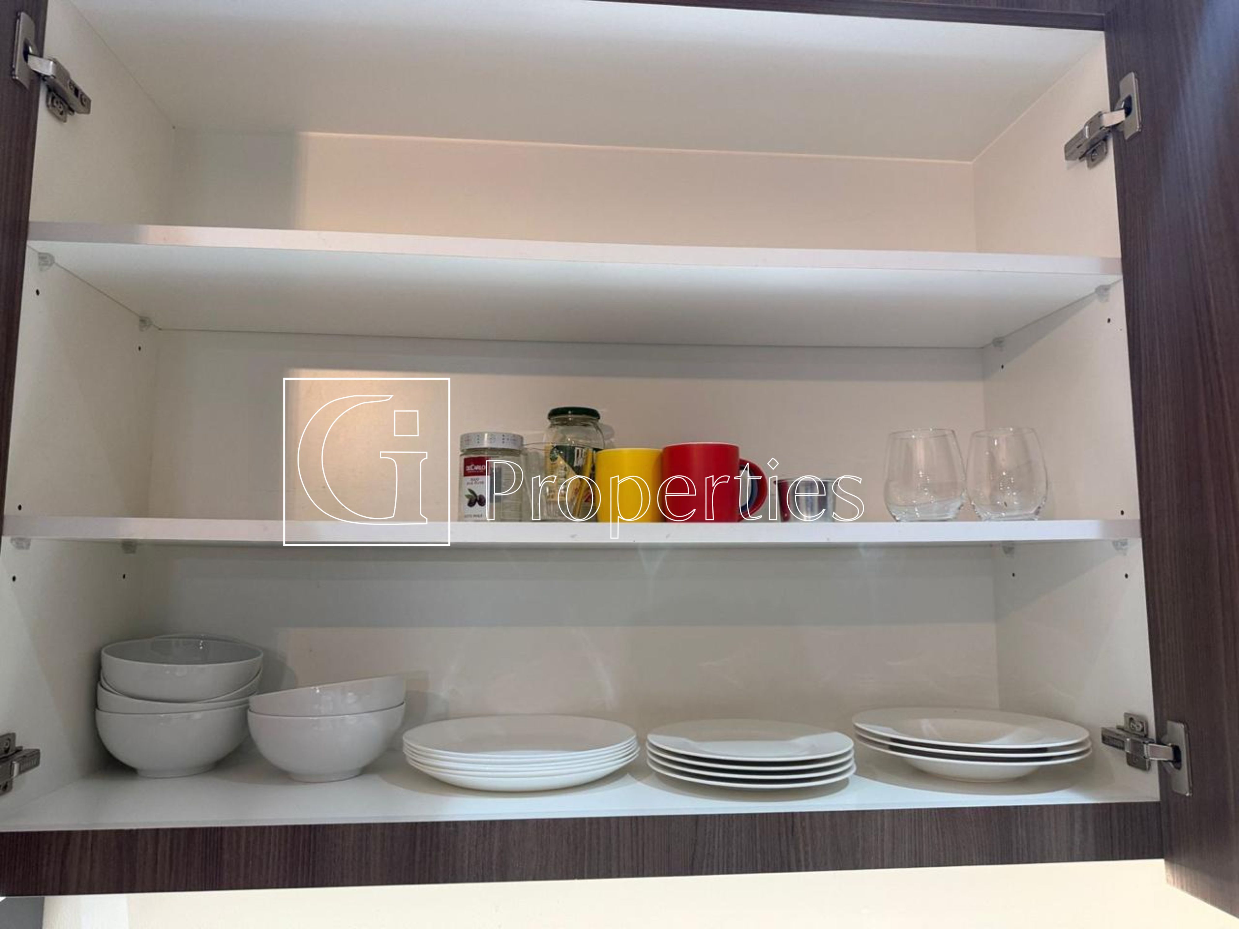 Beautiful Furnished 1BR | Walk to Park | Prime - 14