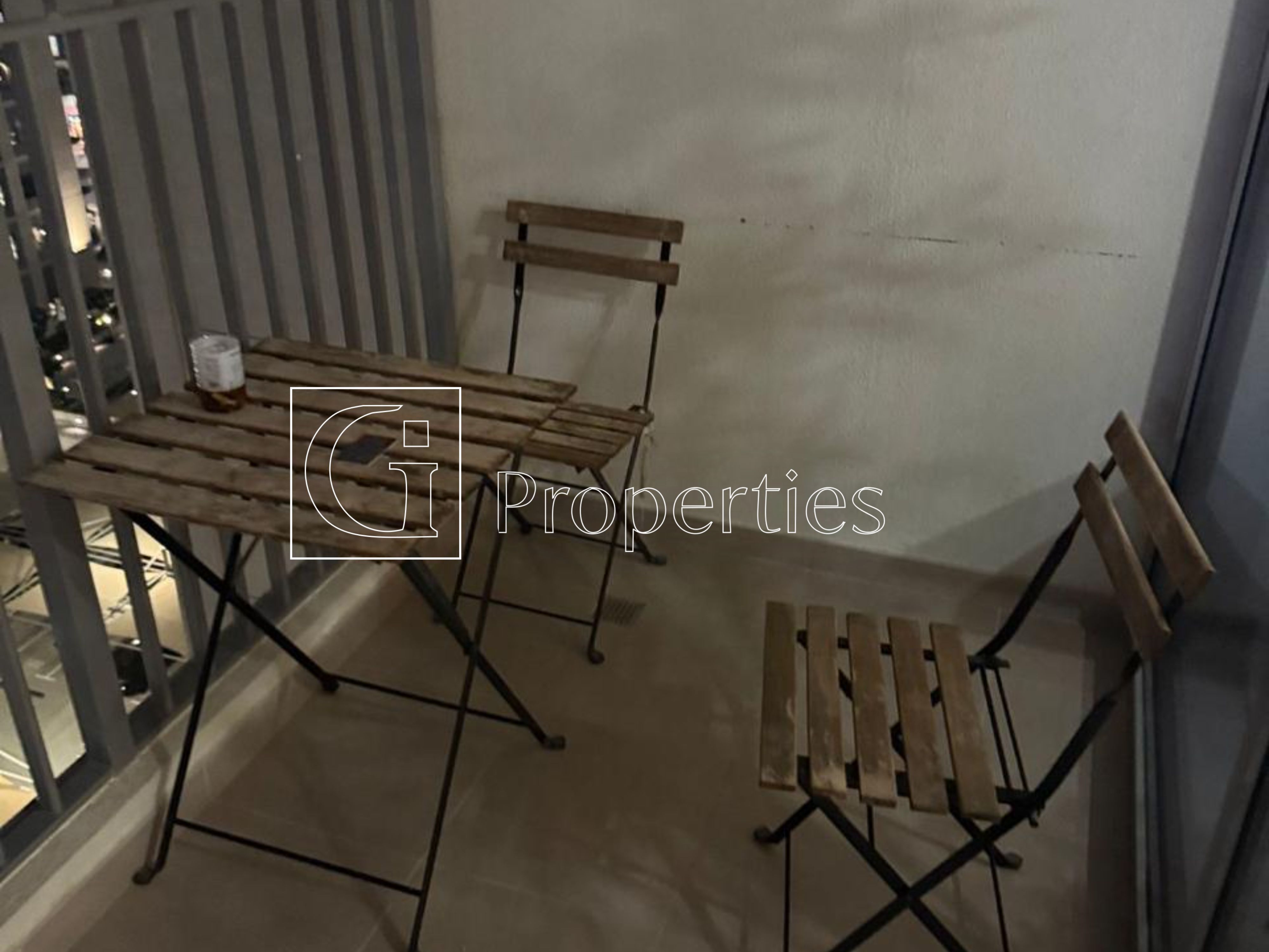 Beautiful Furnished 1BR | Walk to Park | Prime - 15