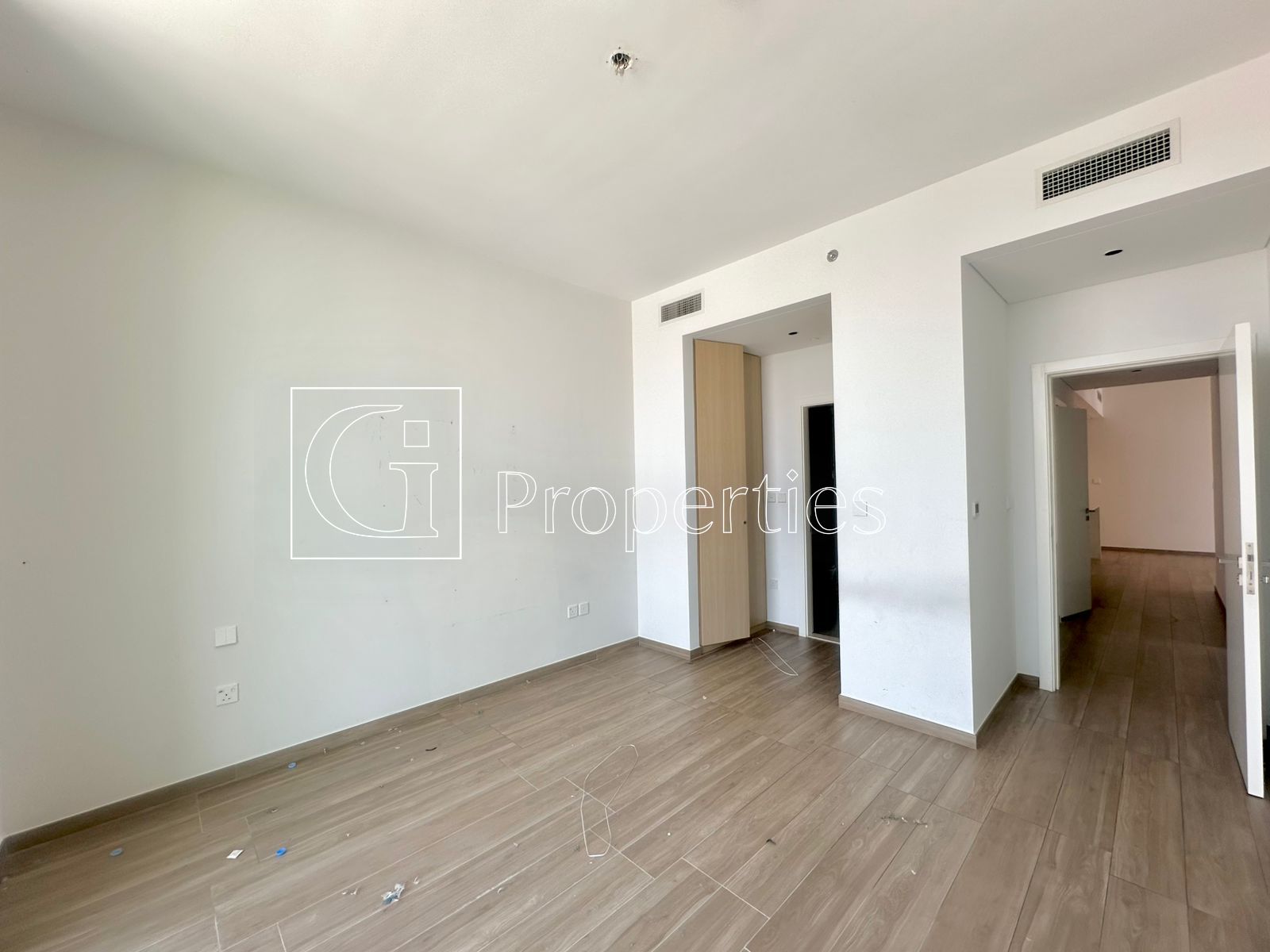 Unfurnished | Big Layout | Vacant | Ready to Move - 16