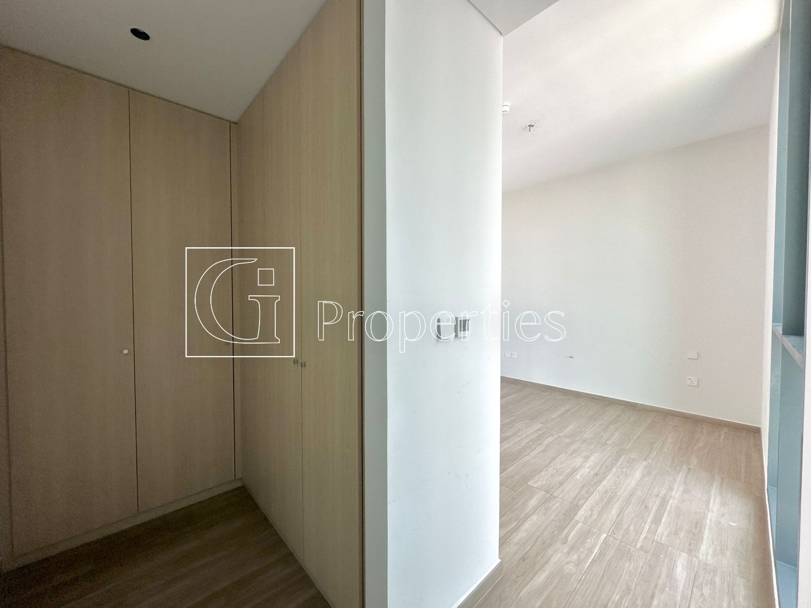 Unfurnished | Big Layout | Vacant | Ready to Move - 17