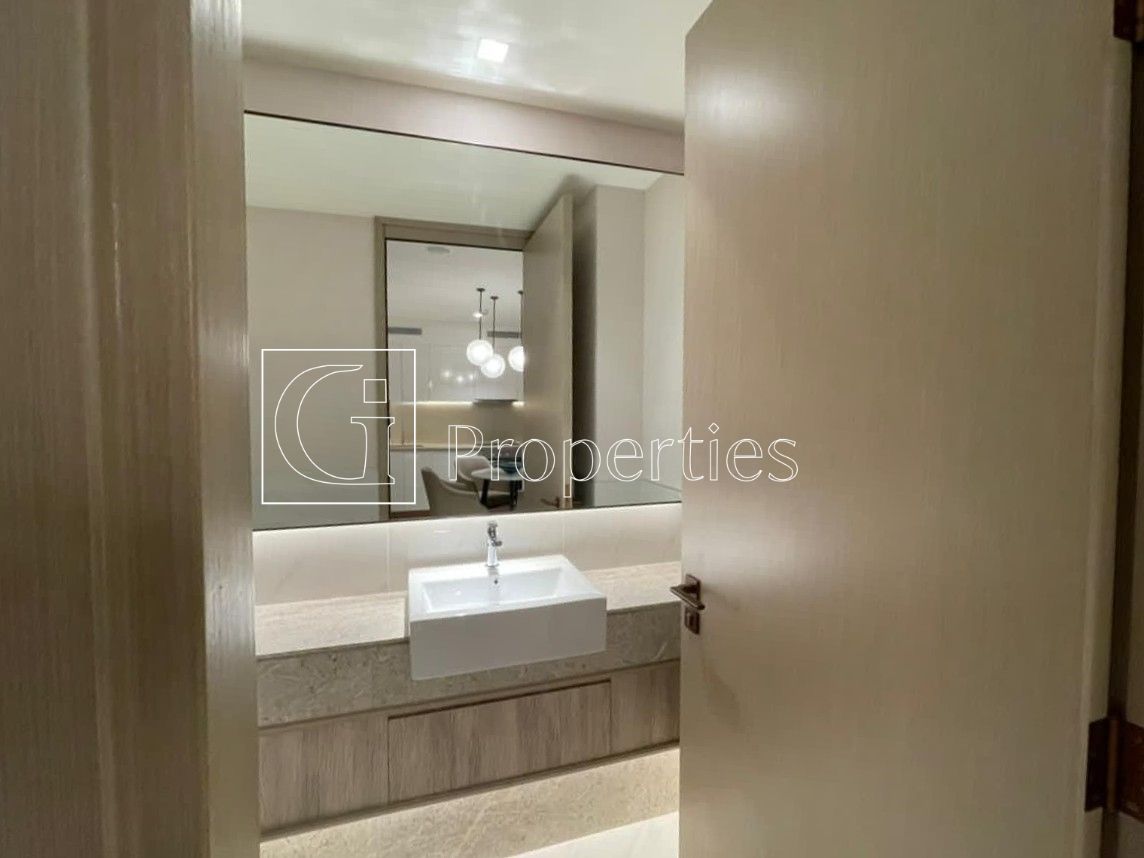 High floor | Fully Furnished | Park View - 10
