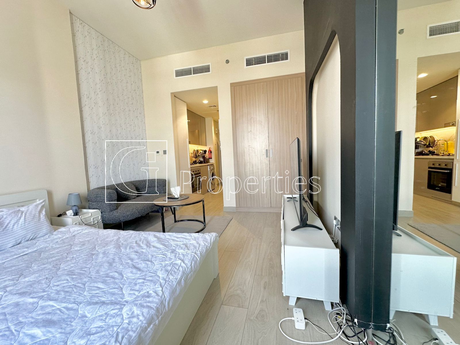 Fully Furnished | Modern Studio | Urban Living - 5