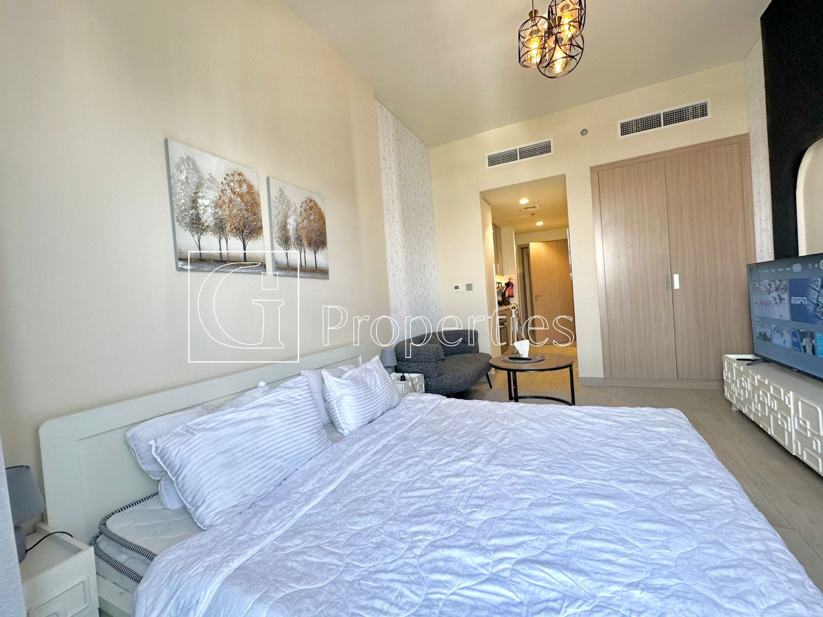 Fully Furnished | Modern Studio | Urban Living - 6