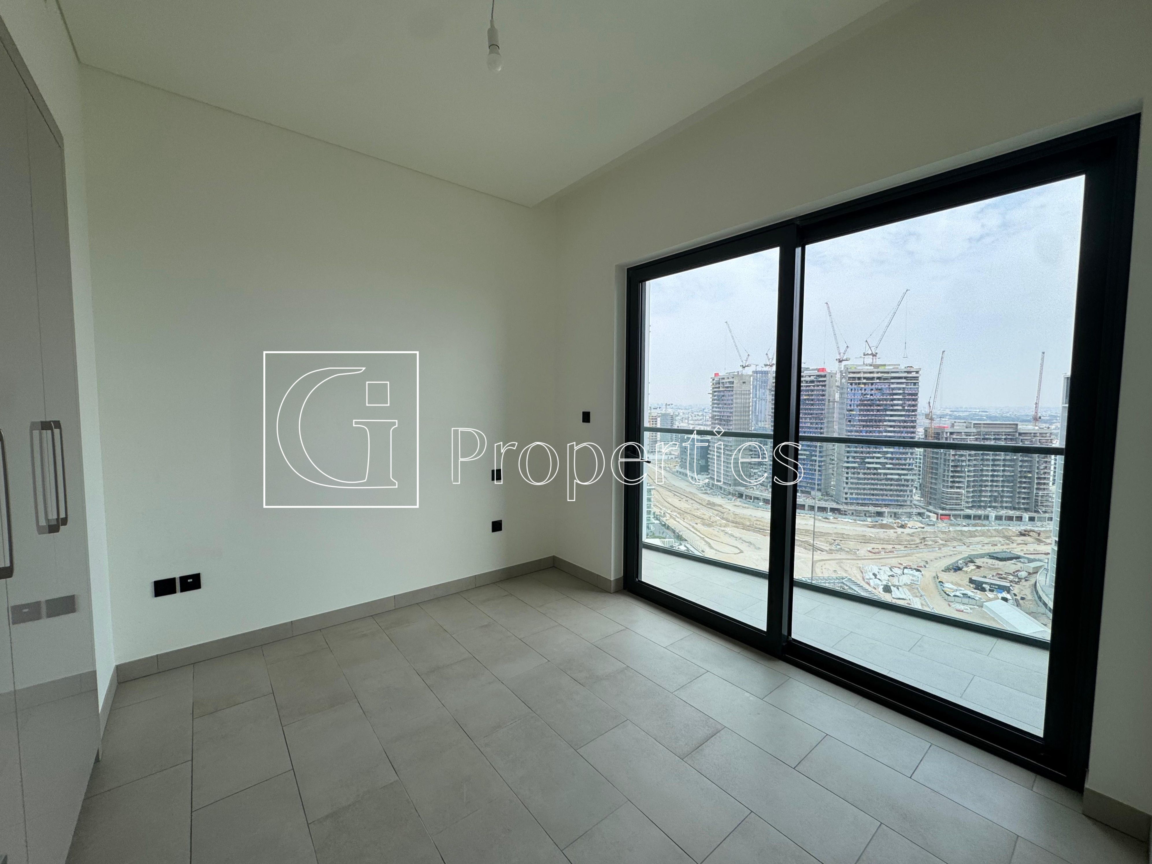 Waterfront Community | Modern 1BR | Prime Location - 7