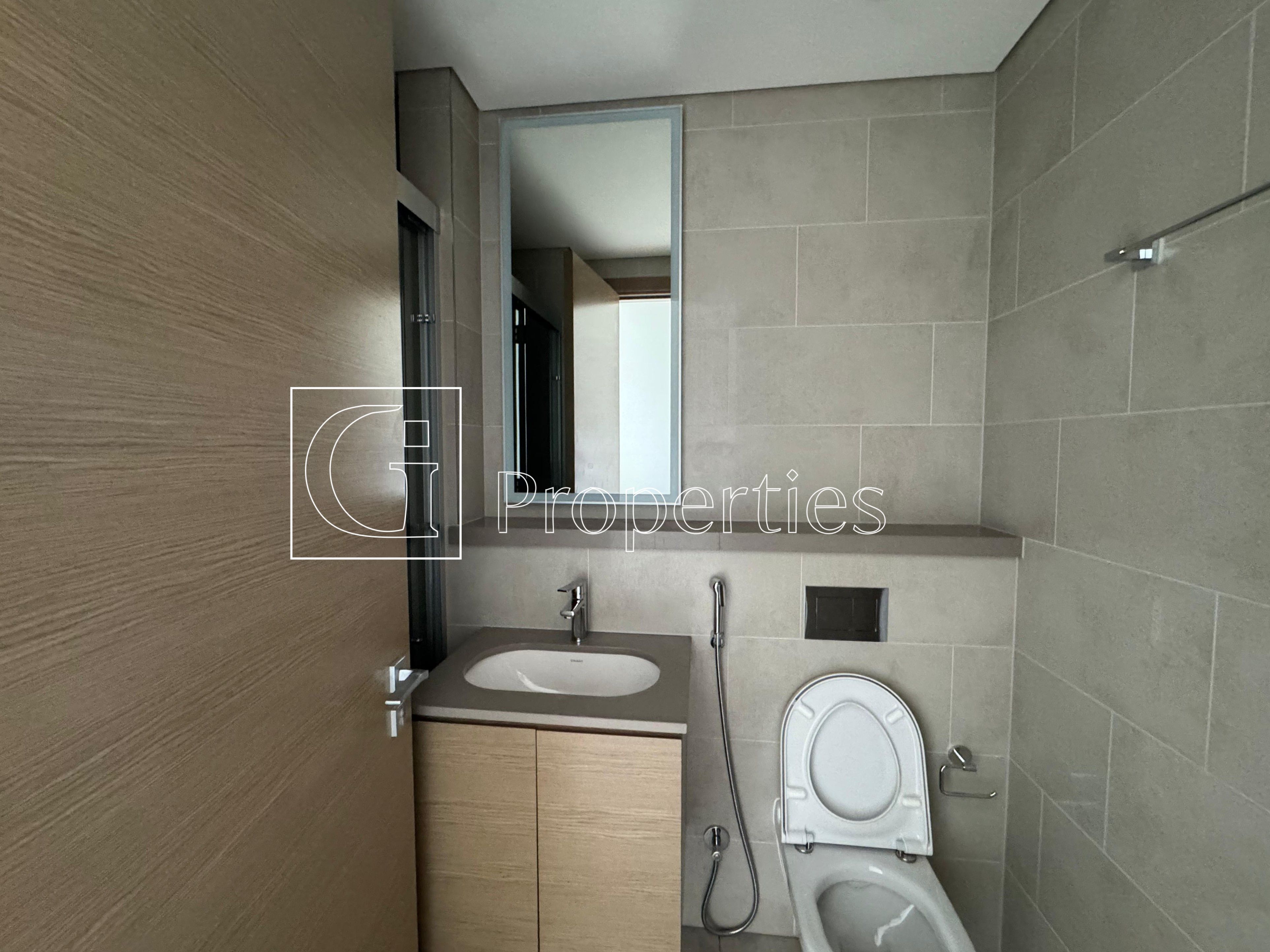 Waterfront Community | Modern 1BR | Prime Location - 11