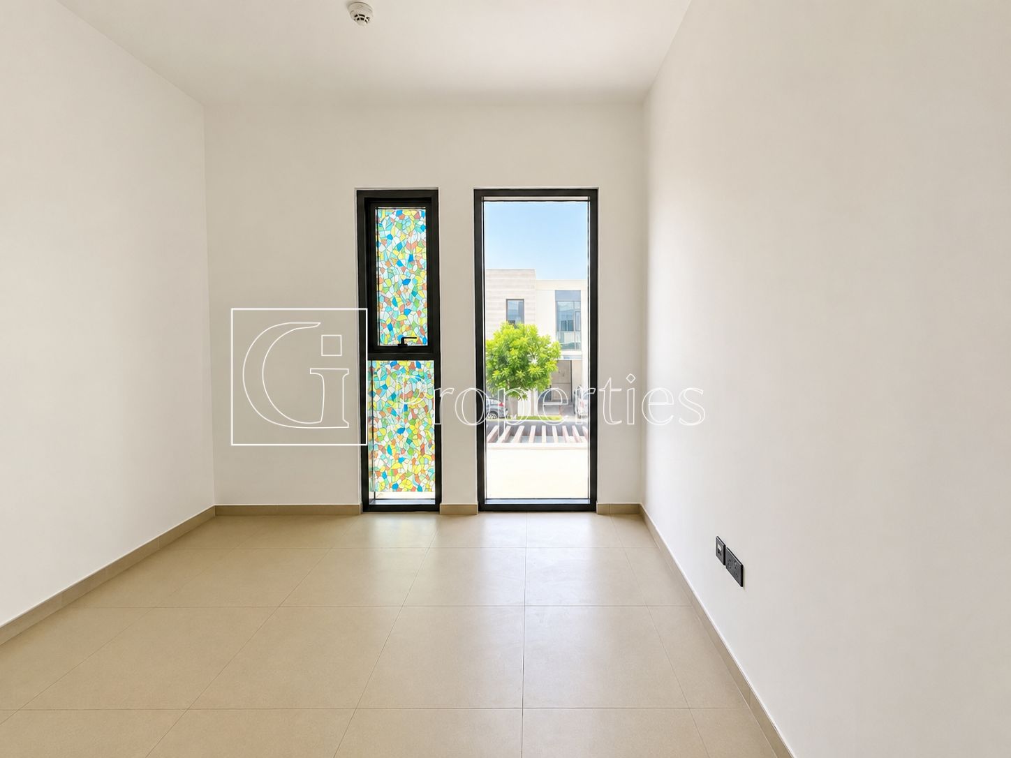 Single Row | Park Facing | Modern Living - 11
